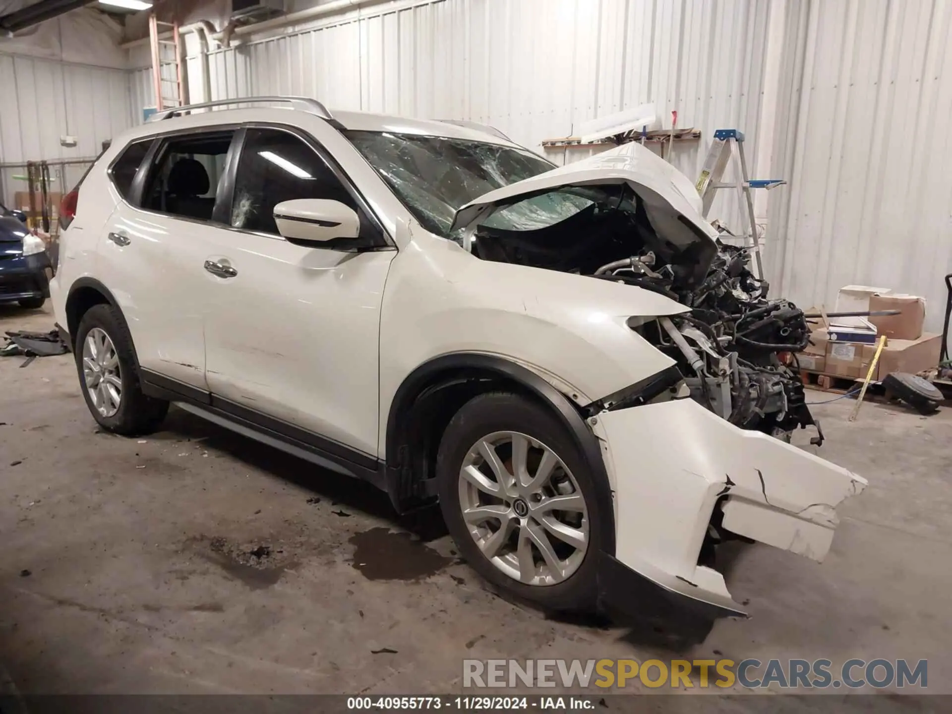 1 Photograph of a damaged car JN8AT2MT7KW256278 NISSAN ROGUE 2019