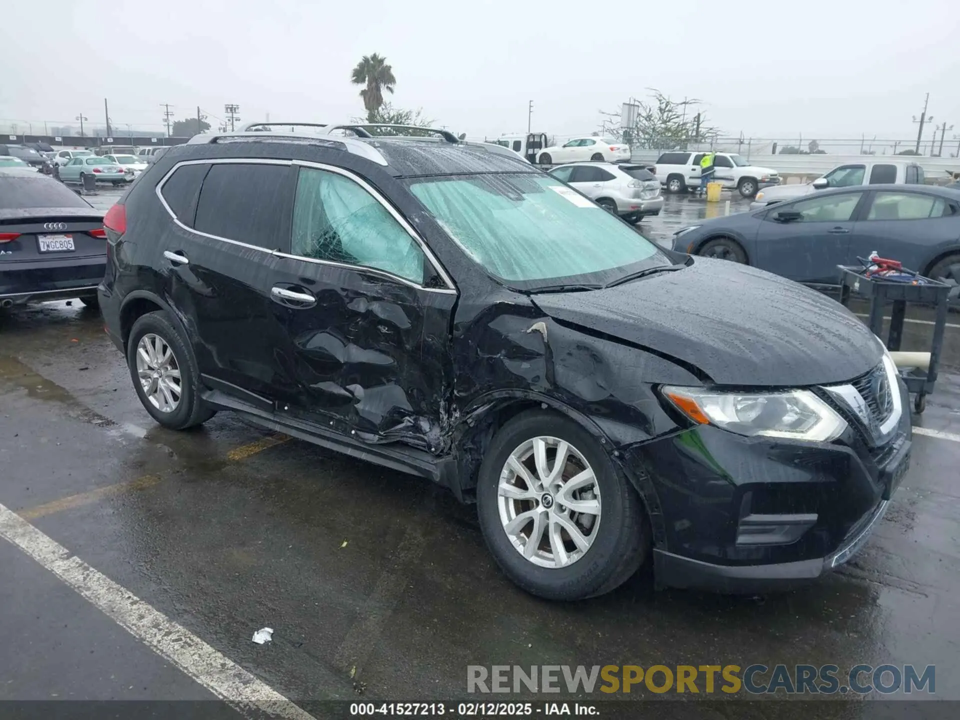 1 Photograph of a damaged car JN8AT2MT7KW261349 NISSAN ROGUE 2019