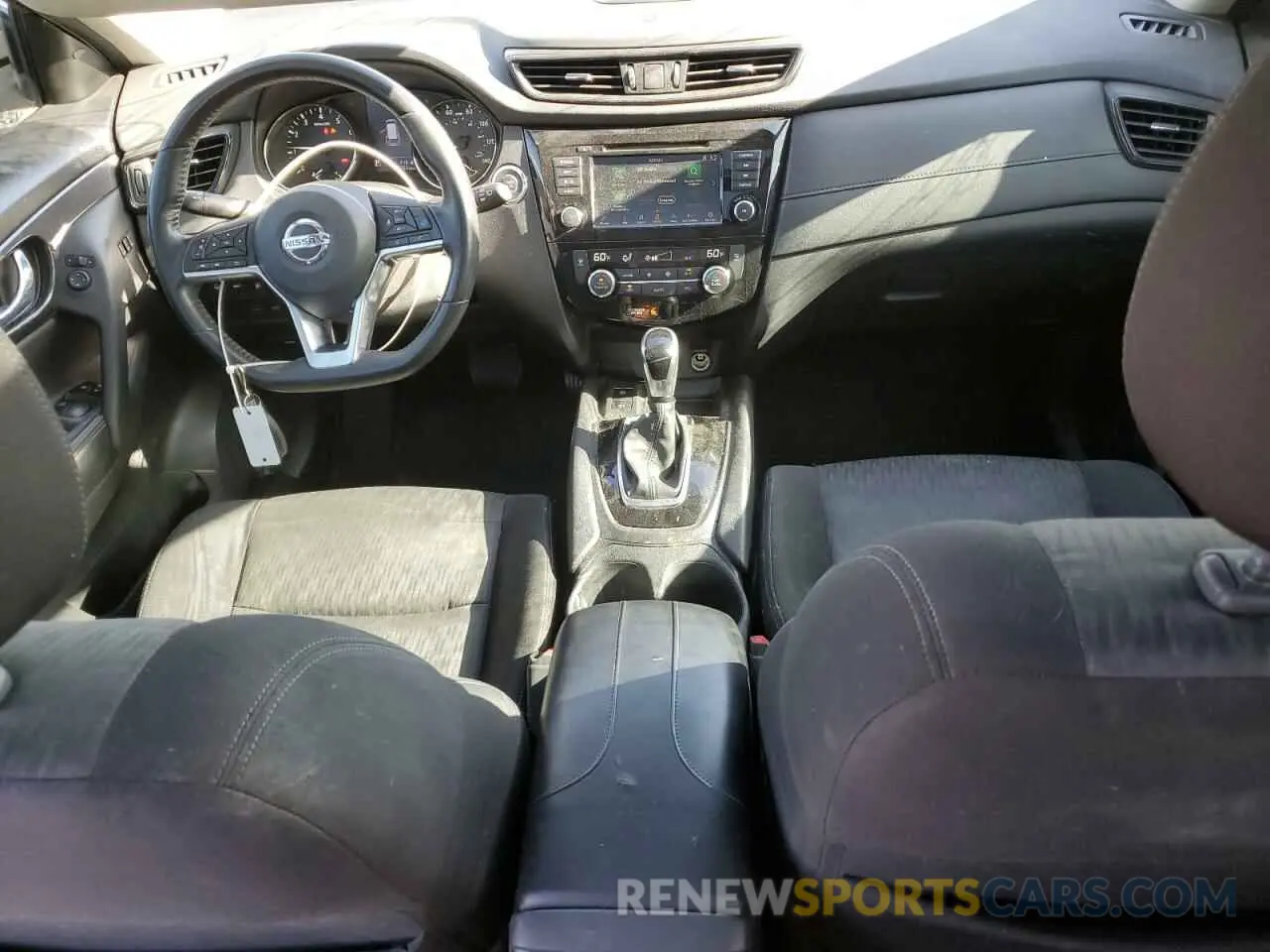 8 Photograph of a damaged car JN8AT2MT7KW501998 NISSAN ROGUE 2019