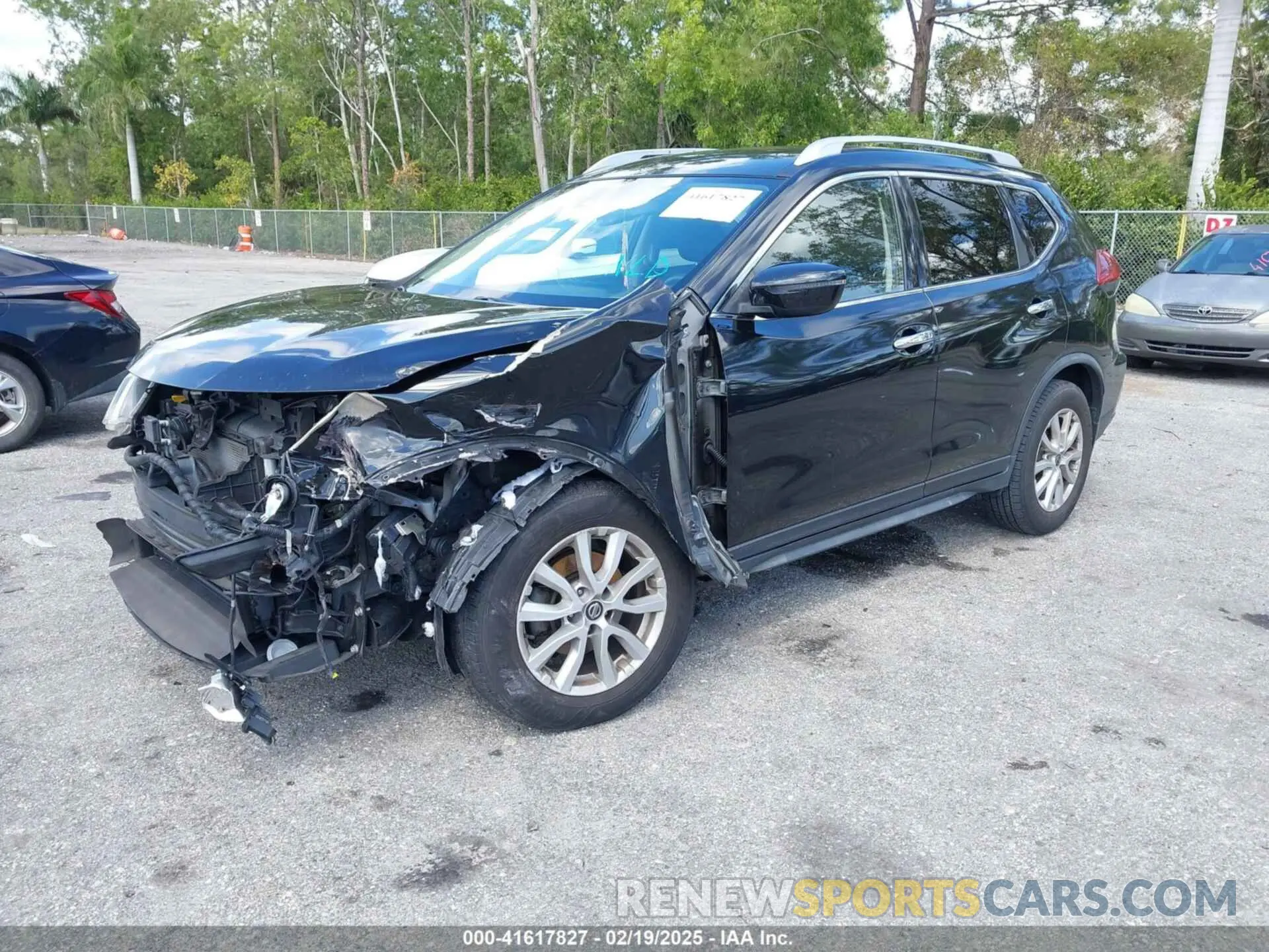 2 Photograph of a damaged car JN8AT2MT7KW503587 NISSAN ROGUE 2019