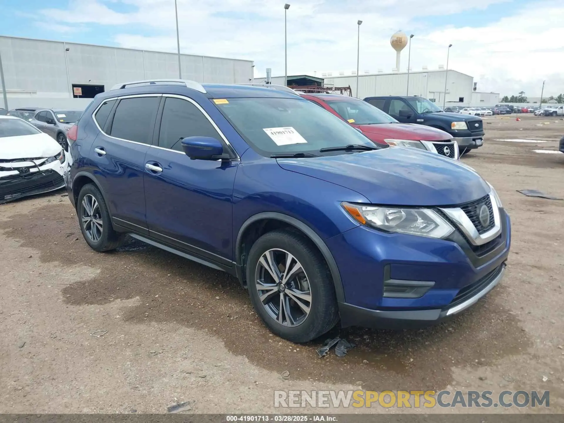 1 Photograph of a damaged car JN8AT2MT8KW256290 NISSAN ROGUE 2019