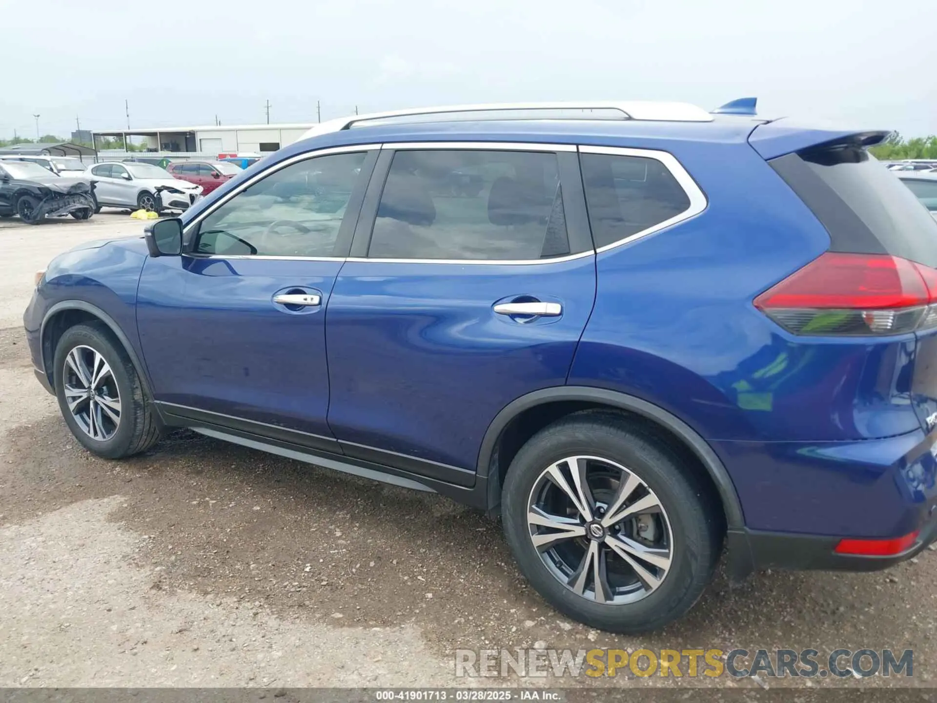 14 Photograph of a damaged car JN8AT2MT8KW256290 NISSAN ROGUE 2019