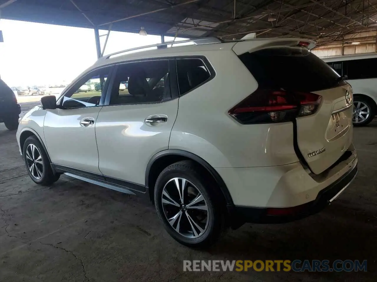 2 Photograph of a damaged car JN8AT2MT8KW257696 NISSAN ROGUE 2019