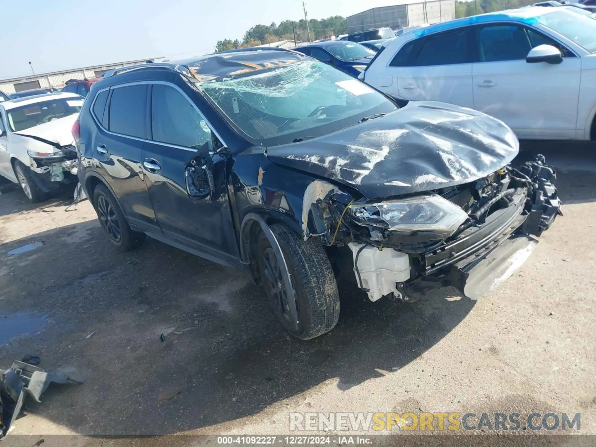 1 Photograph of a damaged car JN8AT2MT8KW258914 NISSAN ROGUE 2019