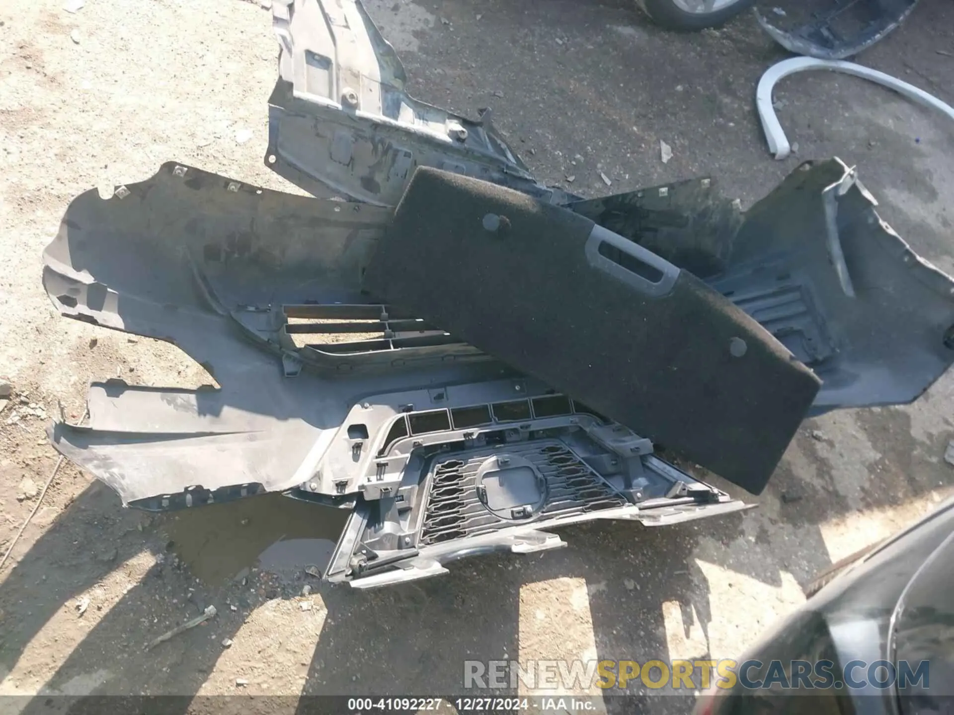 12 Photograph of a damaged car JN8AT2MT8KW258914 NISSAN ROGUE 2019