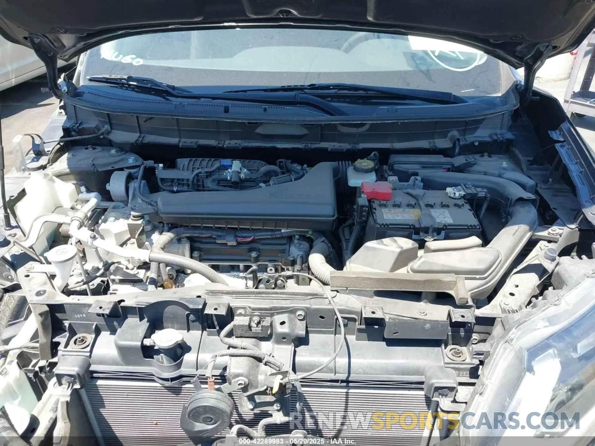 10 Photograph of a damaged car JN8AT2MT8KW261182 NISSAN ROGUE 2019