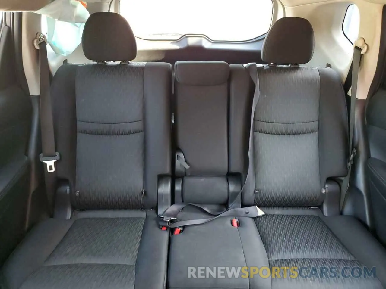 10 Photograph of a damaged car JN8AT2MT8KW262865 NISSAN ROGUE 2019