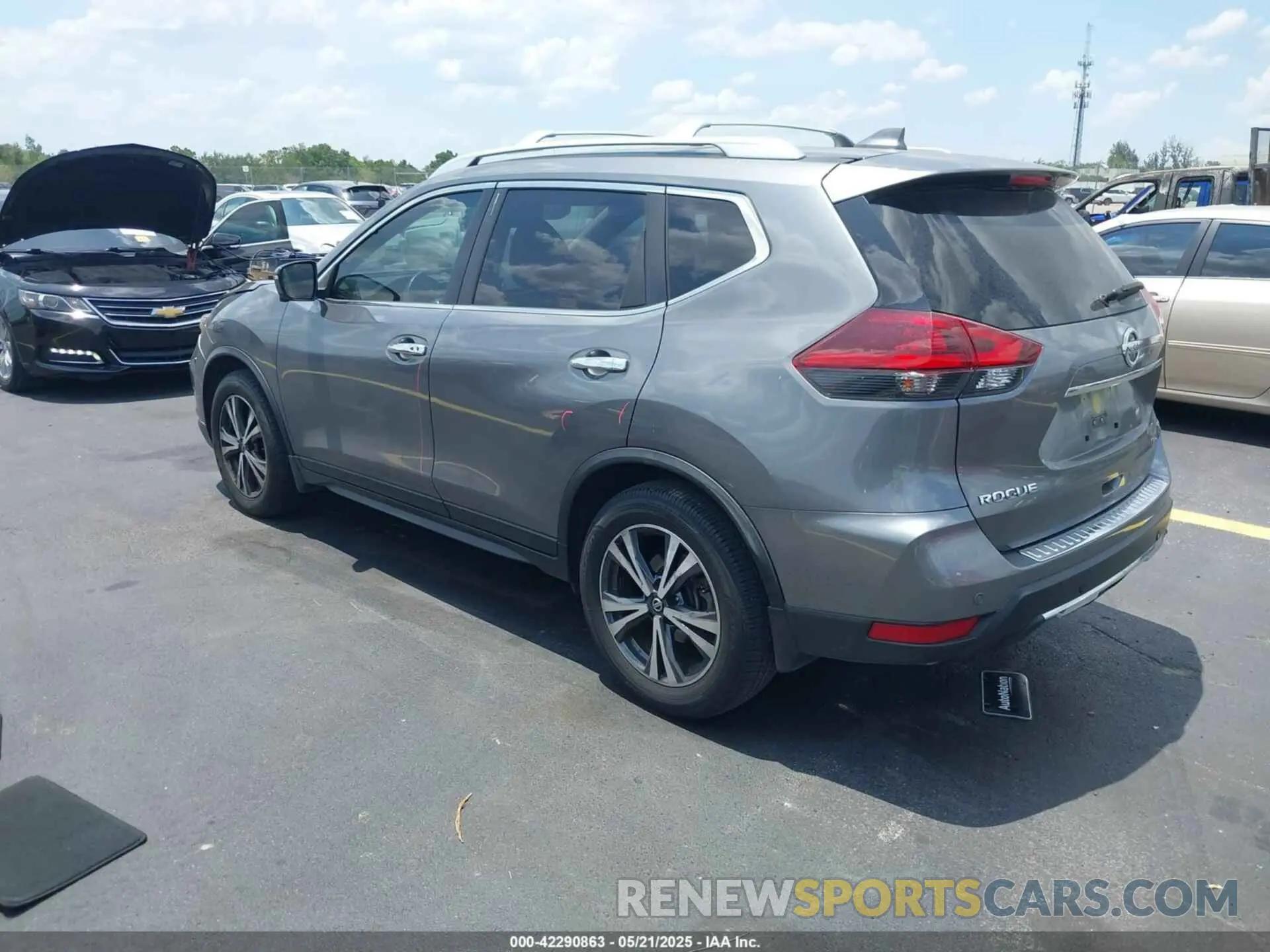 3 Photograph of a damaged car JN8AT2MT9KW260154 NISSAN ROGUE 2019