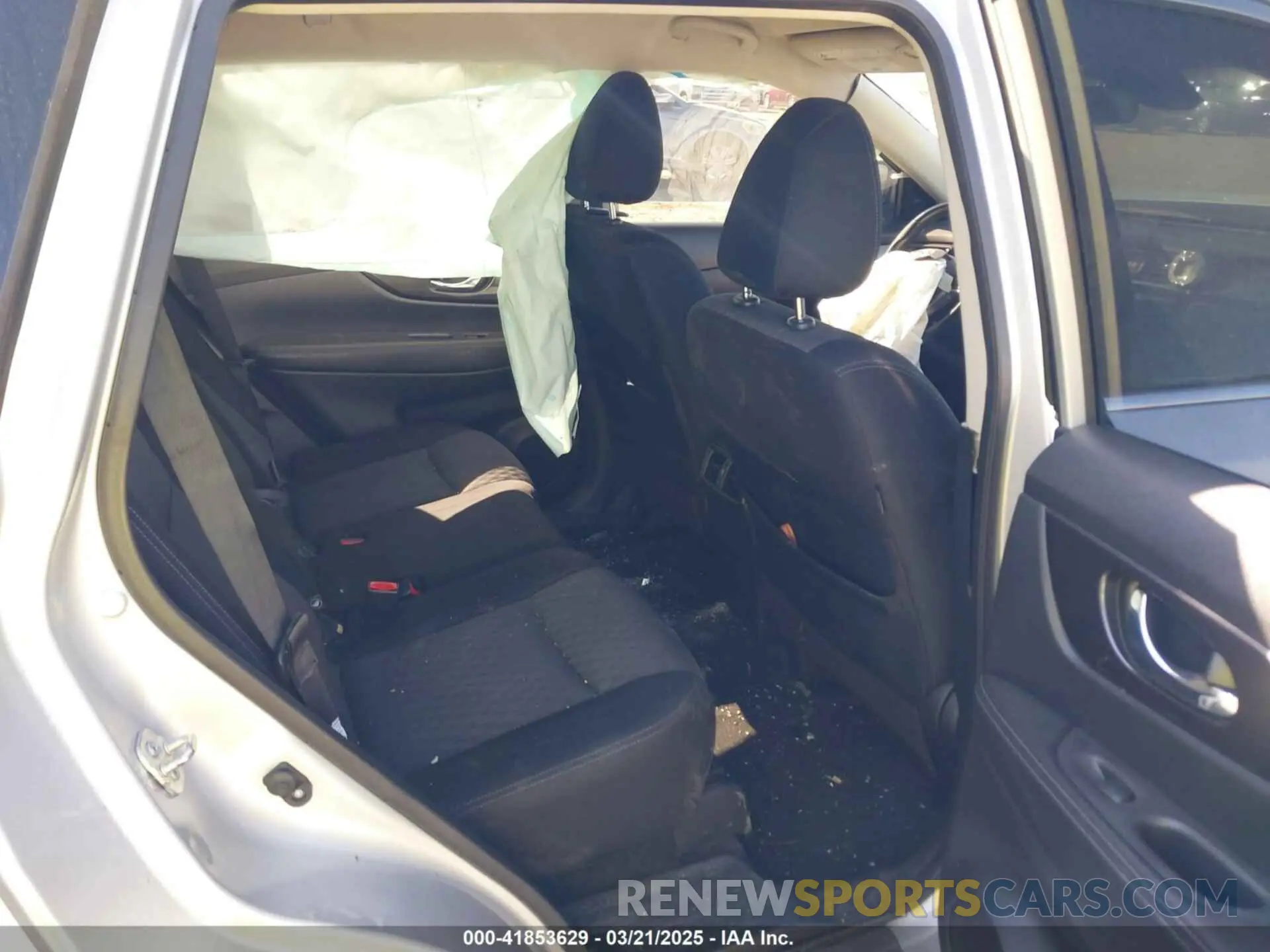 8 Photograph of a damaged car JN8AT2MT9KW263300 NISSAN ROGUE 2019