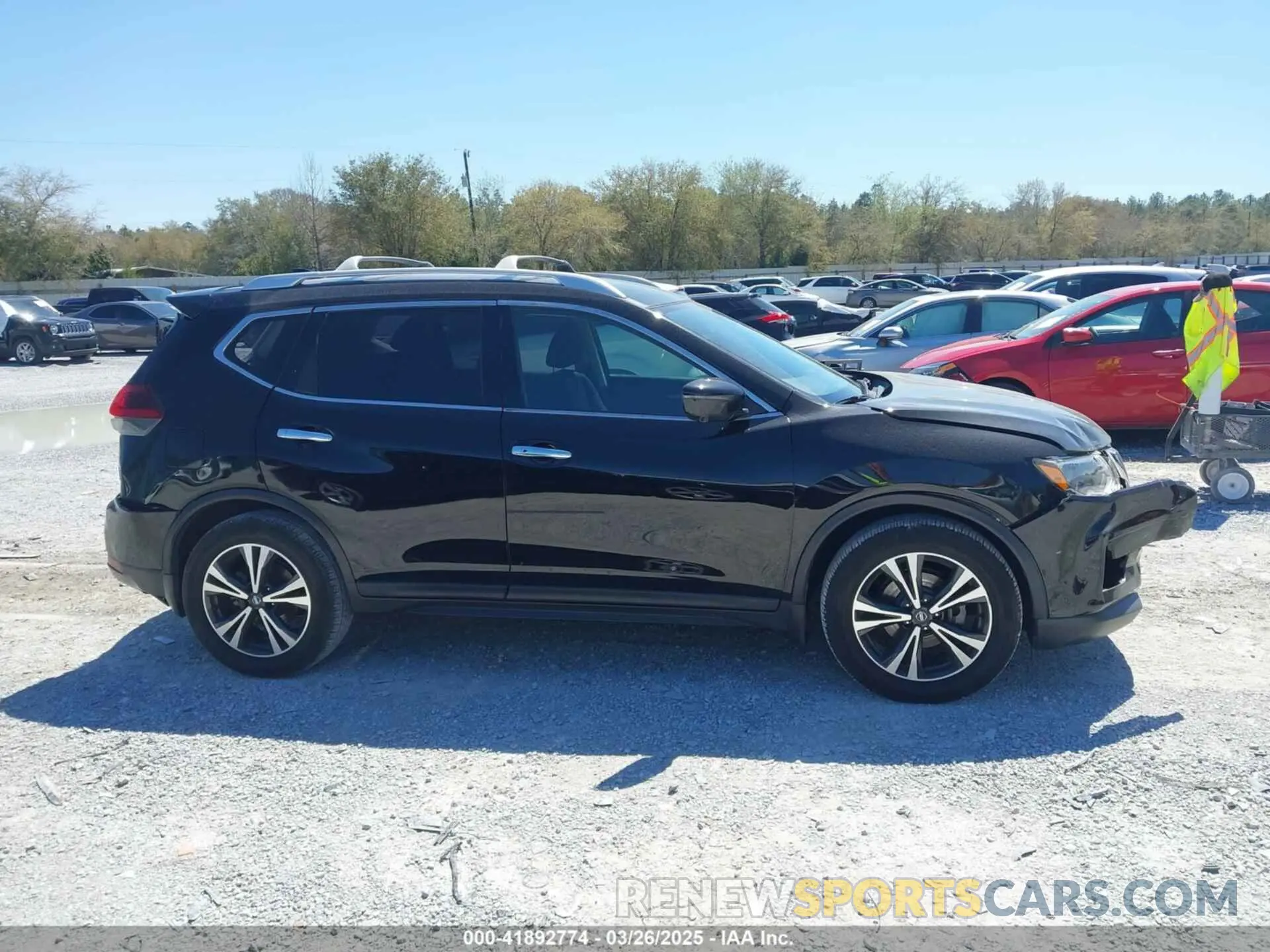 13 Photograph of a damaged car JN8AT2MT9KW268688 NISSAN ROGUE 2019