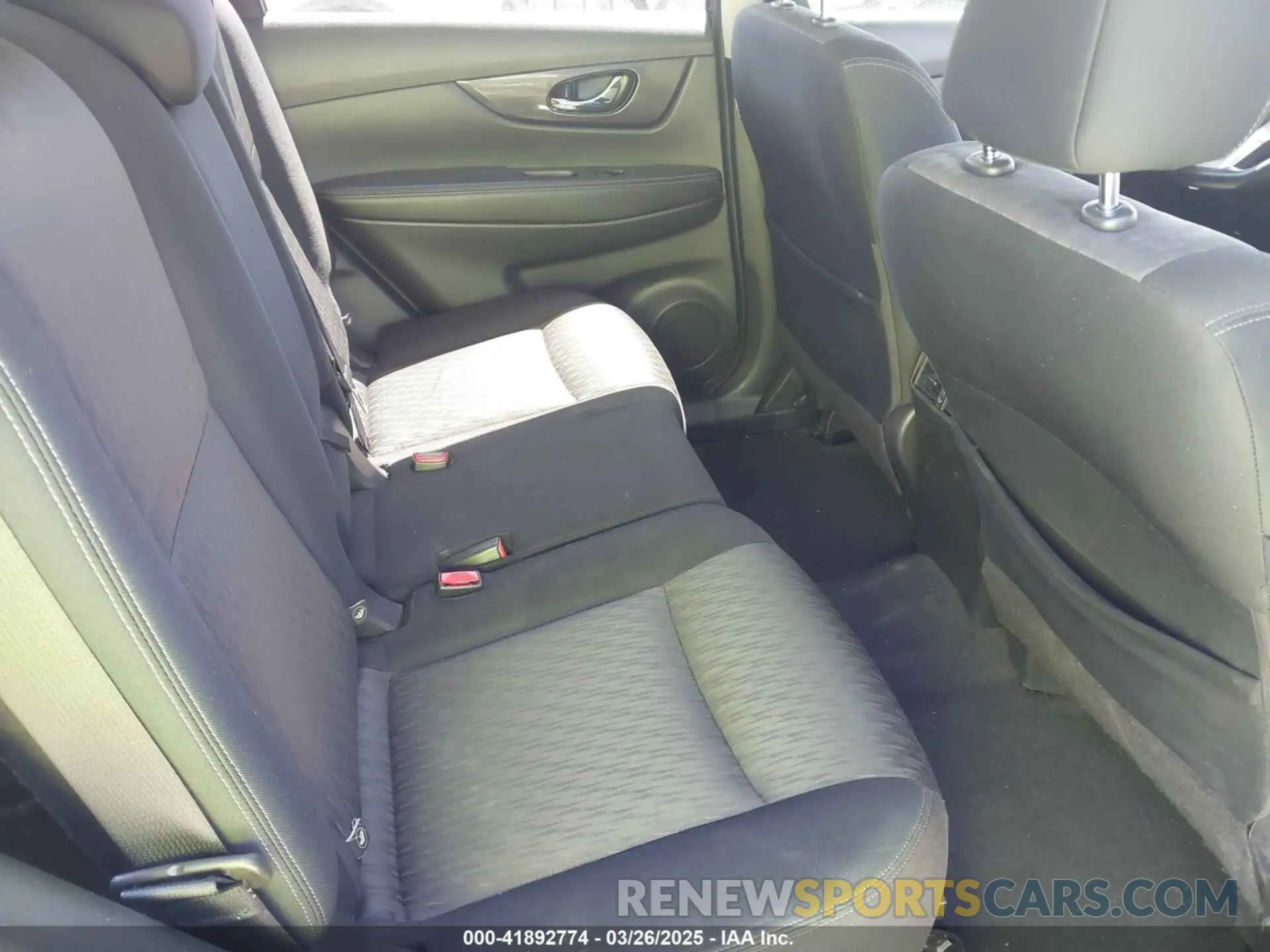 8 Photograph of a damaged car JN8AT2MT9KW268688 NISSAN ROGUE 2019