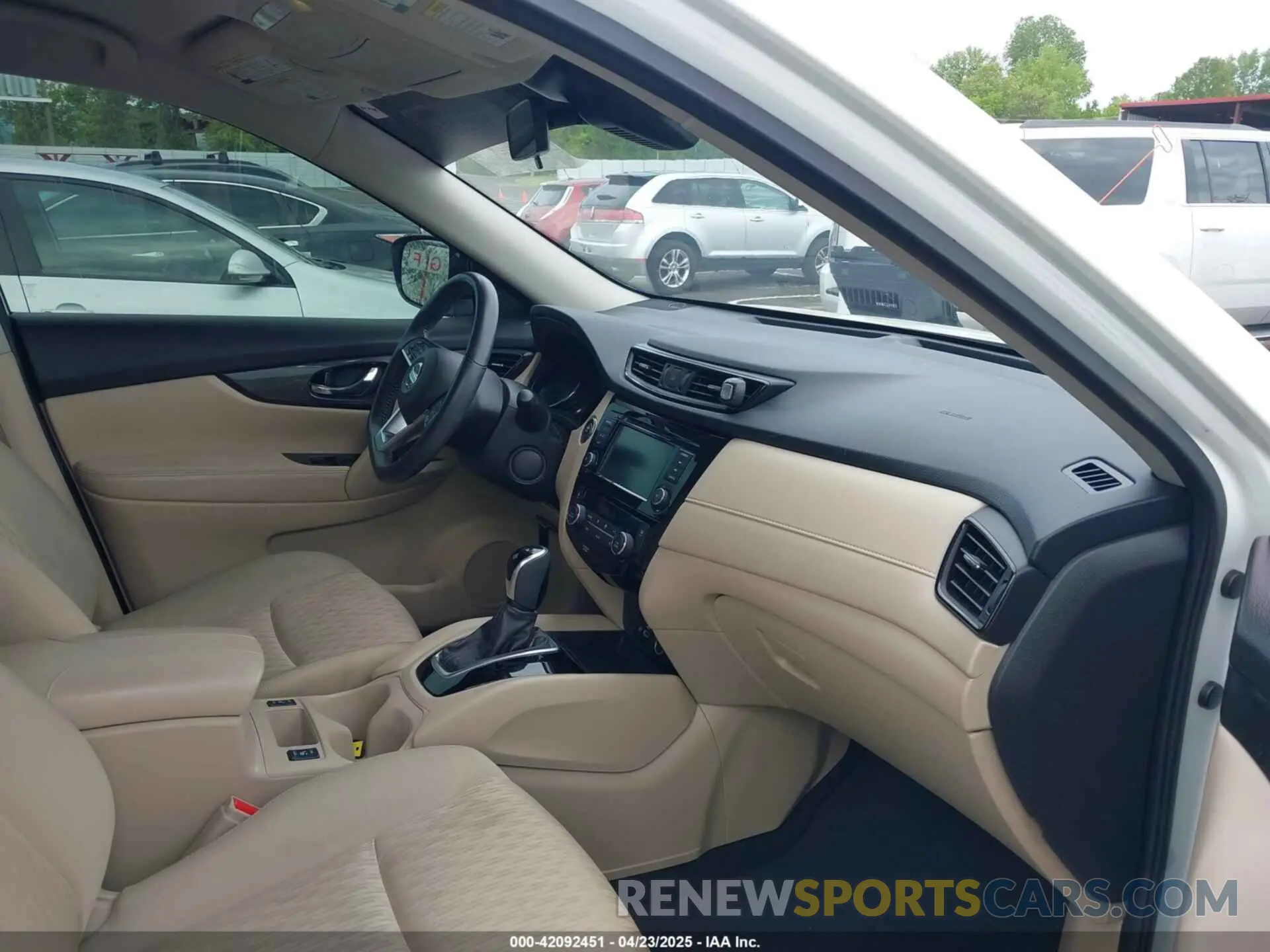 5 Photograph of a damaged car JN8AT2MTXKW250037 NISSAN ROGUE 2019