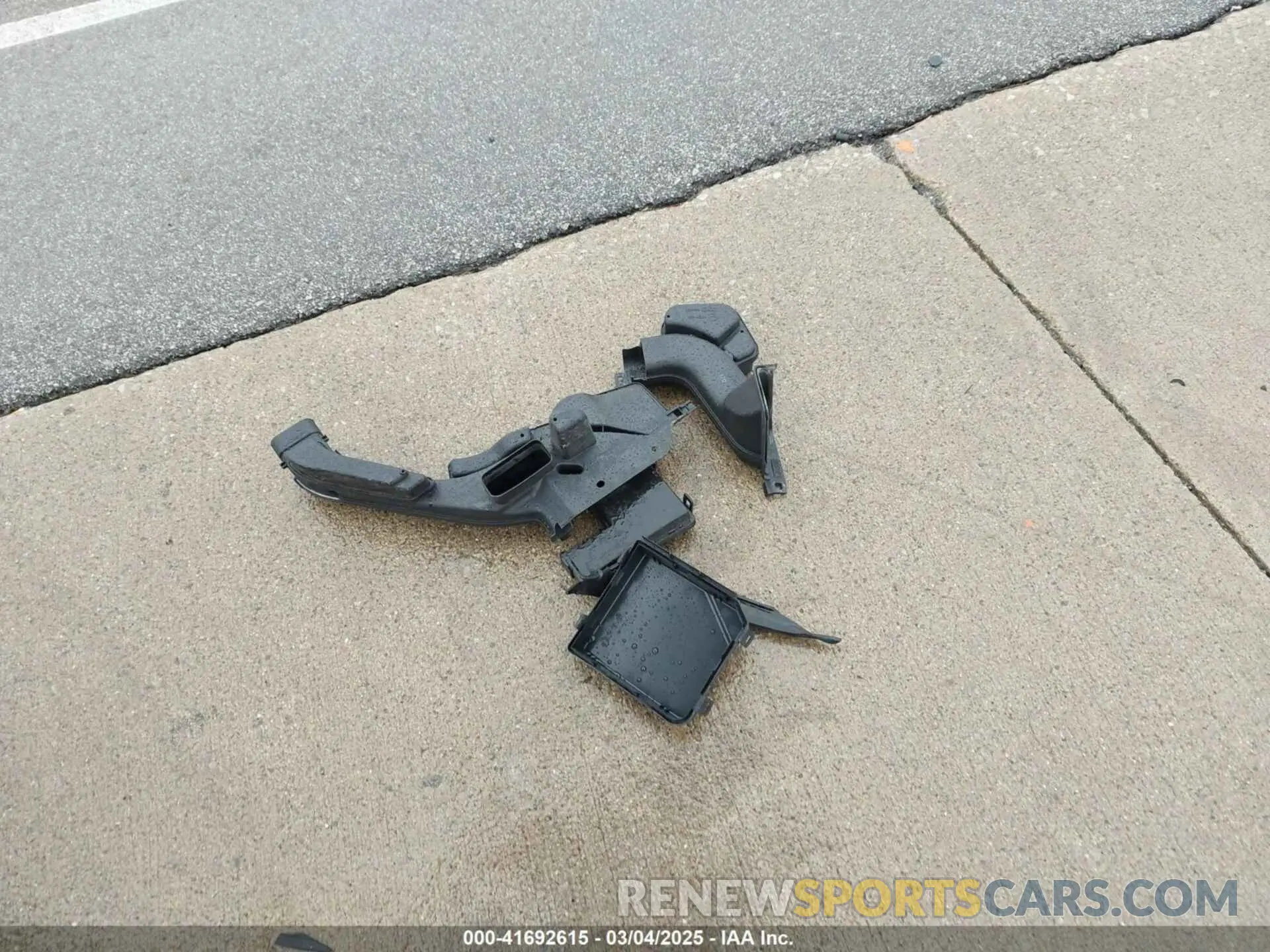 12 Photograph of a damaged car JN8AT2MTXKW502479 NISSAN ROGUE 2019