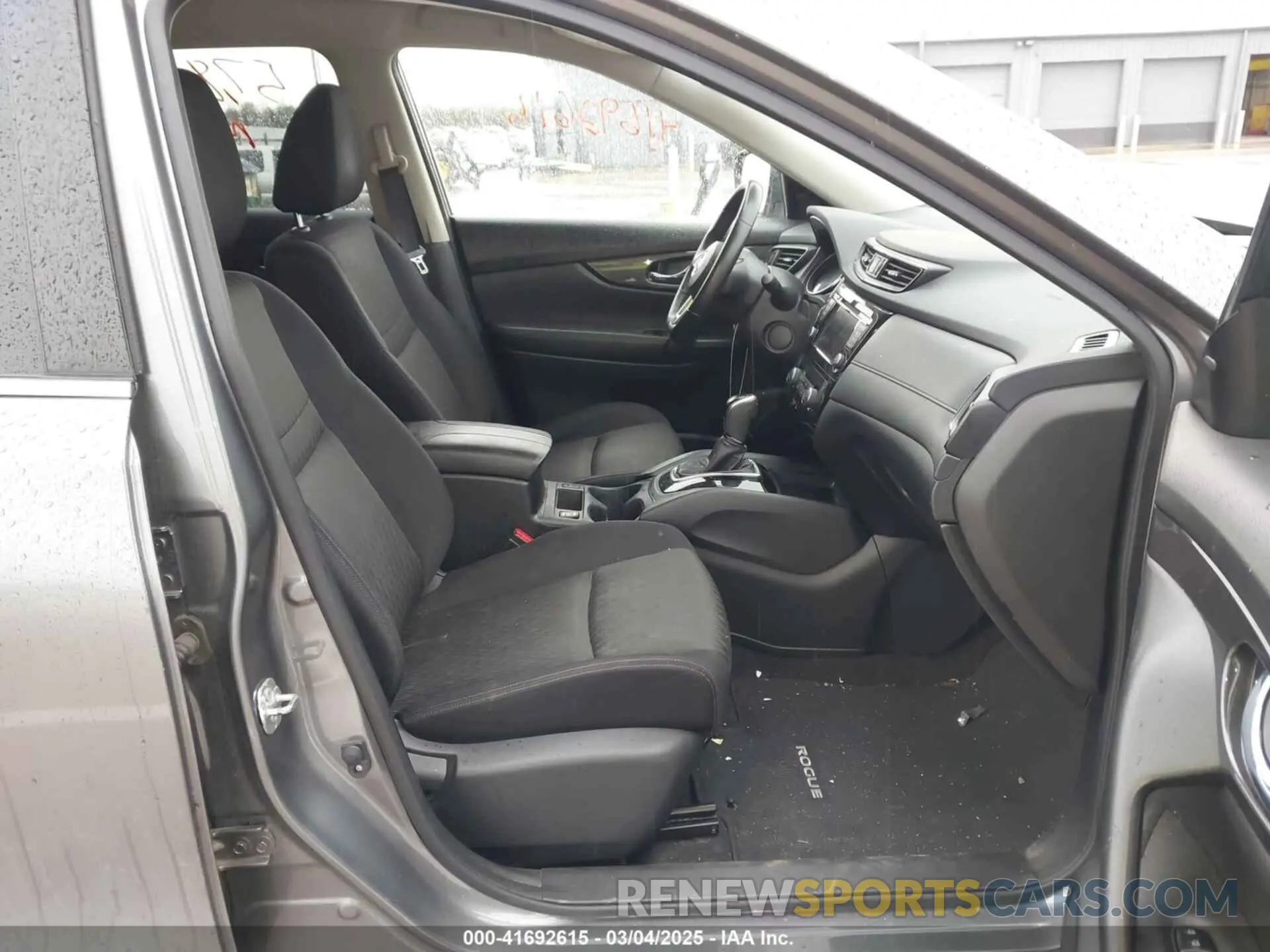 5 Photograph of a damaged car JN8AT2MTXKW502479 NISSAN ROGUE 2019
