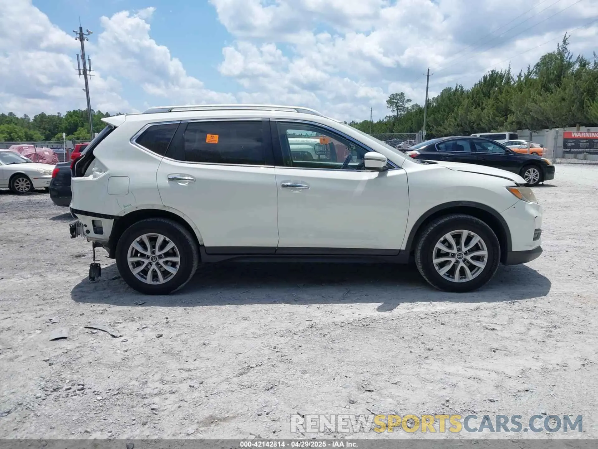13 Photograph of a damaged car JN8AT2MV0KW373010 NISSAN ROGUE 2019