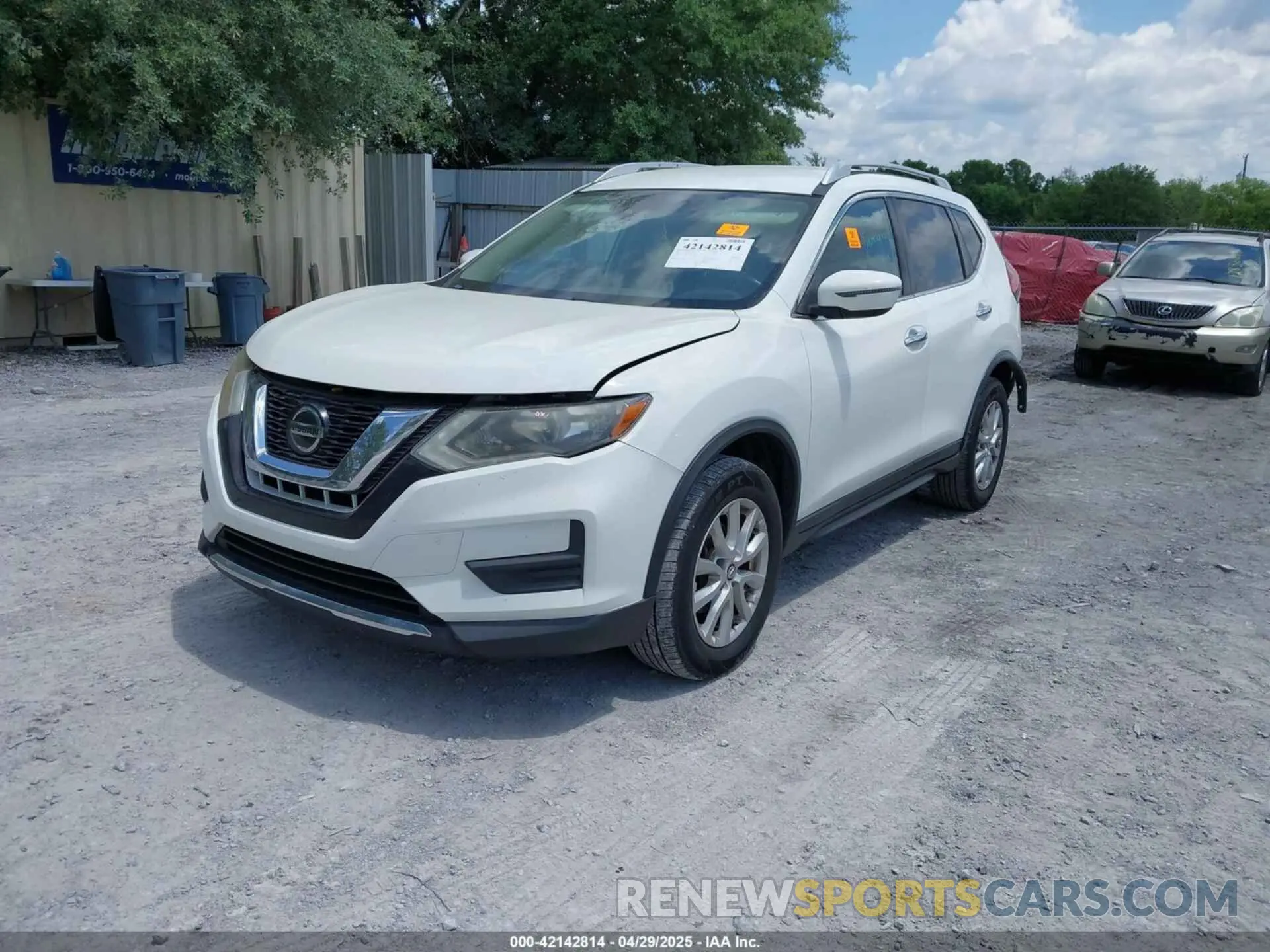 2 Photograph of a damaged car JN8AT2MV0KW373010 NISSAN ROGUE 2019
