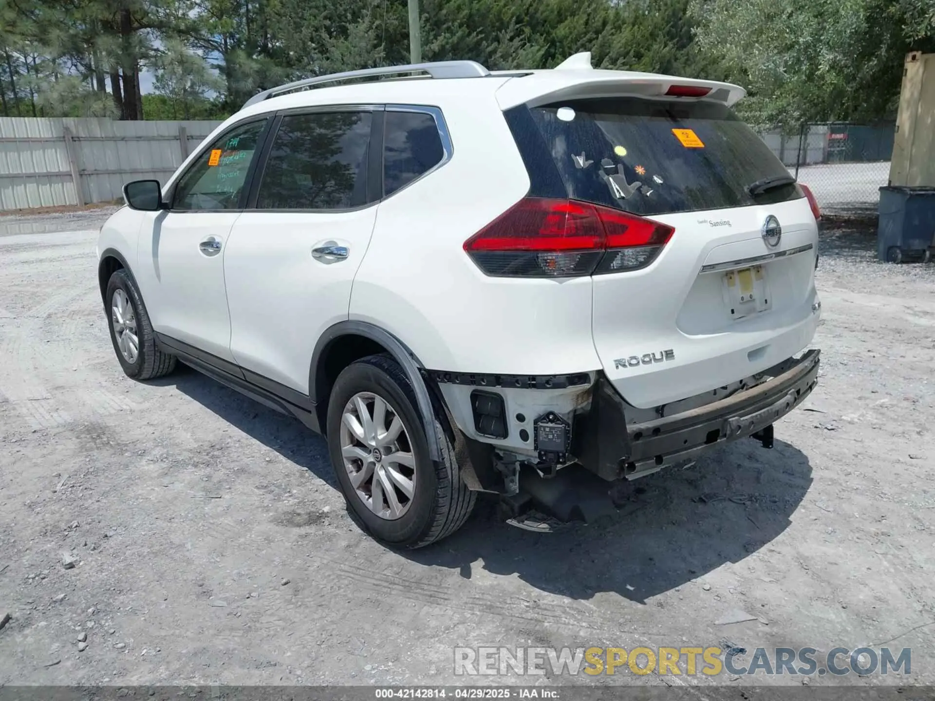 3 Photograph of a damaged car JN8AT2MV0KW373010 NISSAN ROGUE 2019
