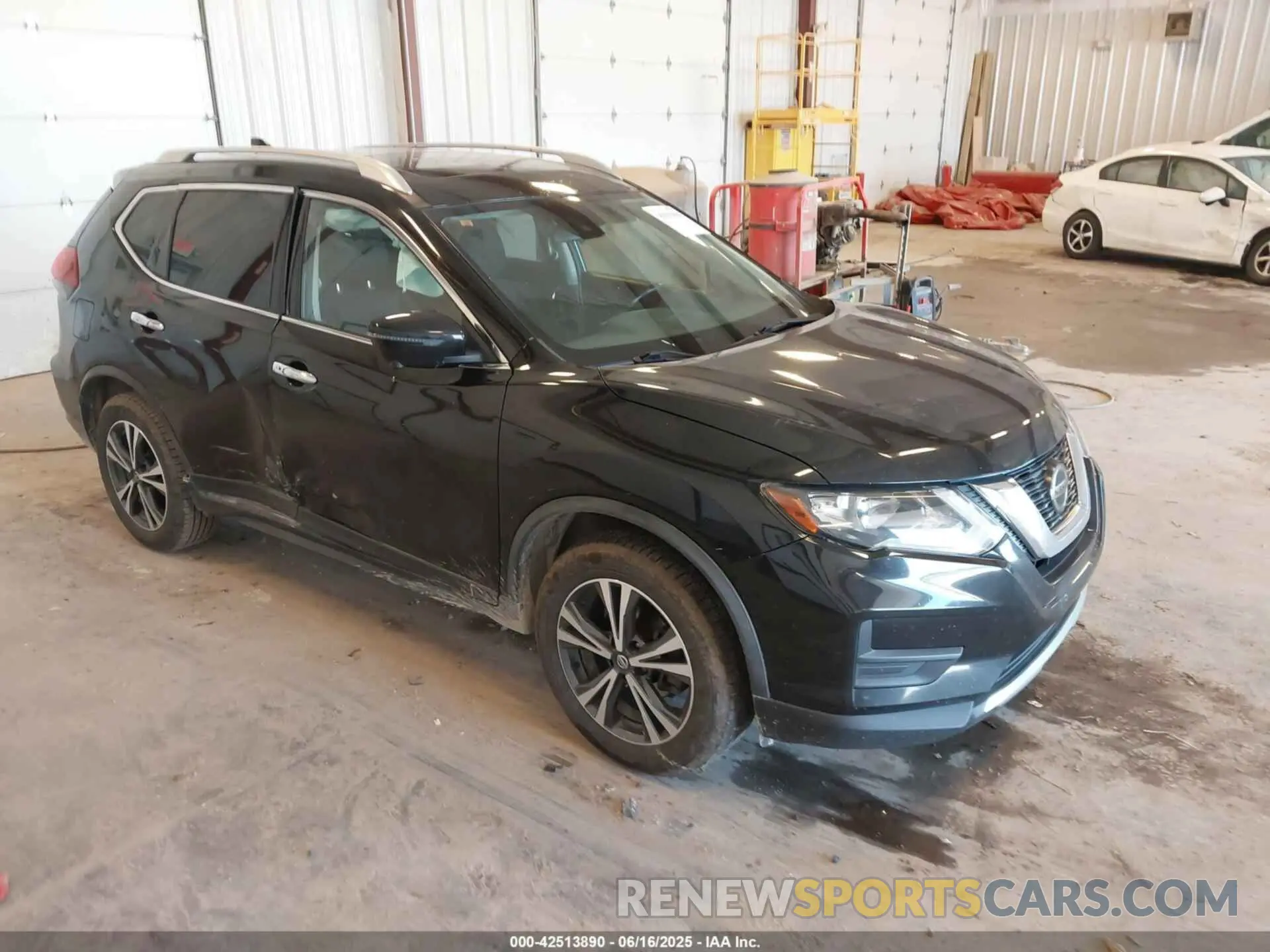 1 Photograph of a damaged car JN8AT2MV0KW379339 NISSAN ROGUE 2019