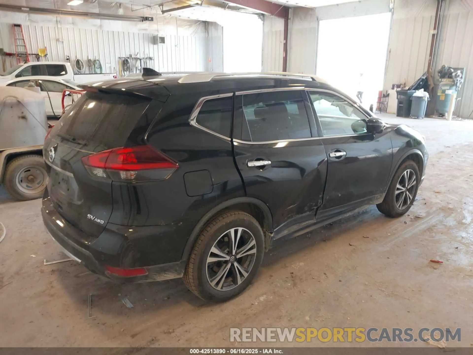 4 Photograph of a damaged car JN8AT2MV0KW379339 NISSAN ROGUE 2019