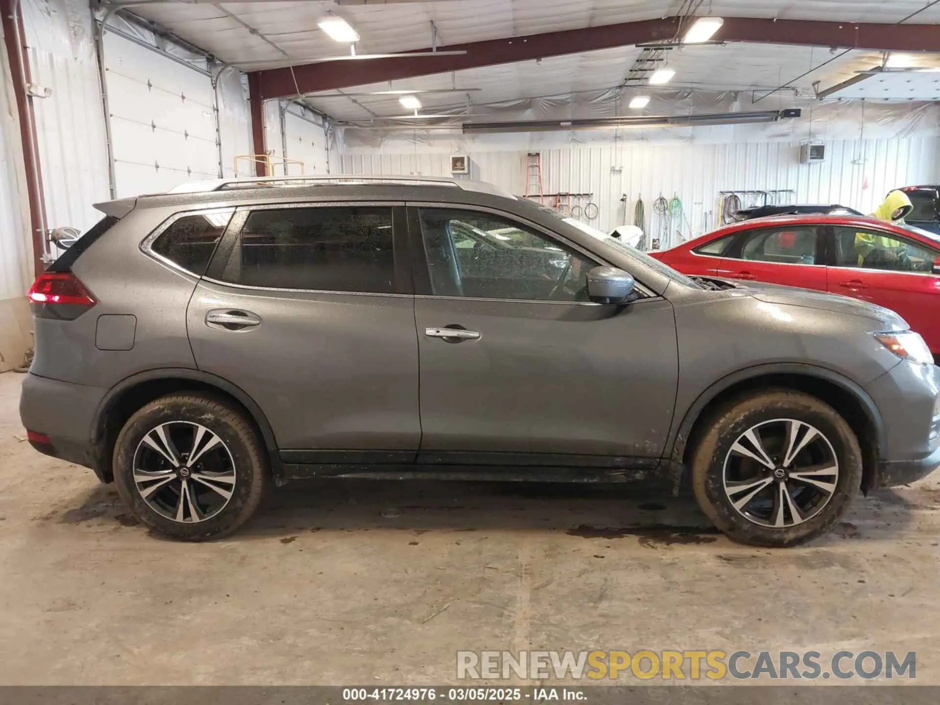 13 Photograph of a damaged car JN8AT2MV0KW385450 NISSAN ROGUE 2019
