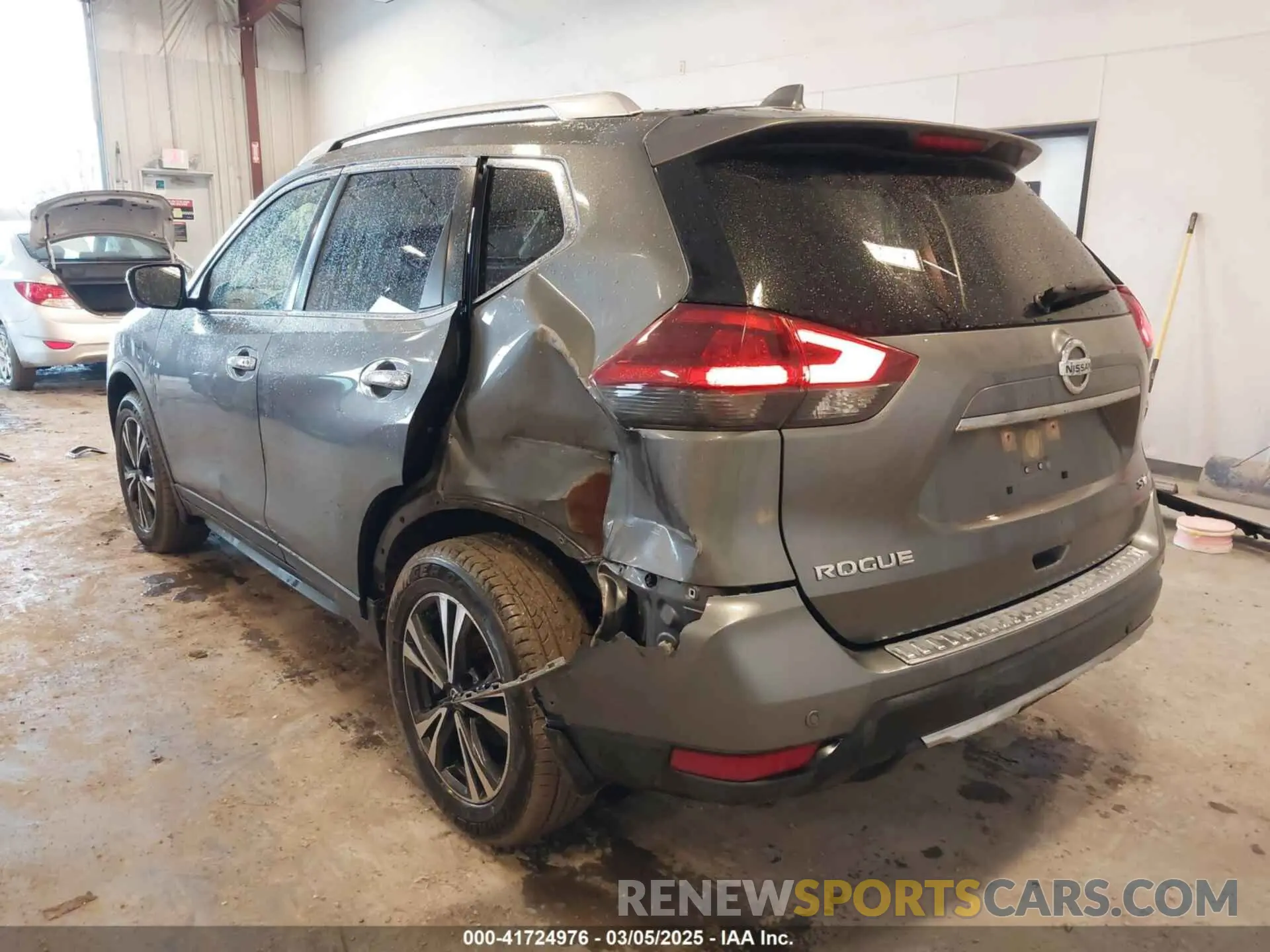 6 Photograph of a damaged car JN8AT2MV0KW385450 NISSAN ROGUE 2019