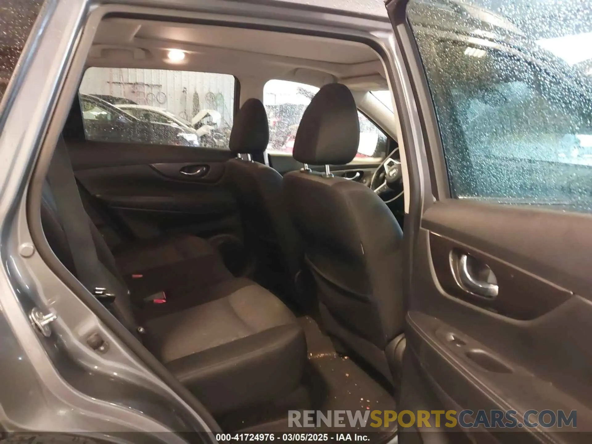 8 Photograph of a damaged car JN8AT2MV0KW385450 NISSAN ROGUE 2019