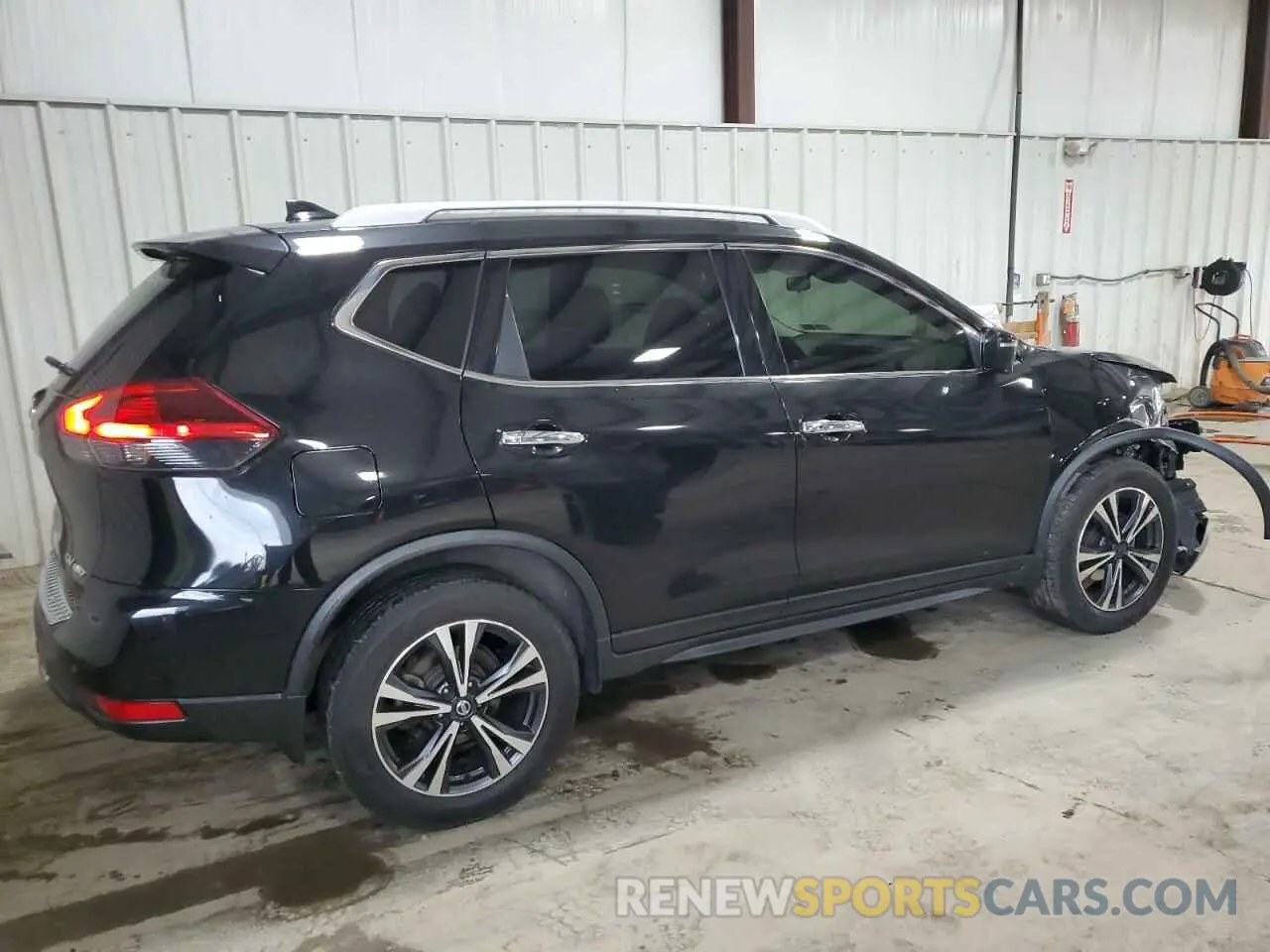 3 Photograph of a damaged car JN8AT2MV1KW374490 NISSAN ROGUE 2019