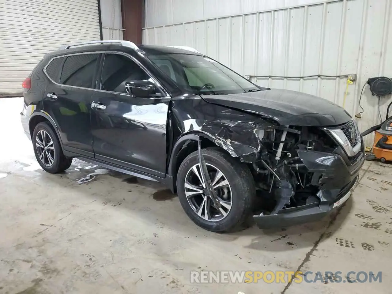 4 Photograph of a damaged car JN8AT2MV1KW374490 NISSAN ROGUE 2019