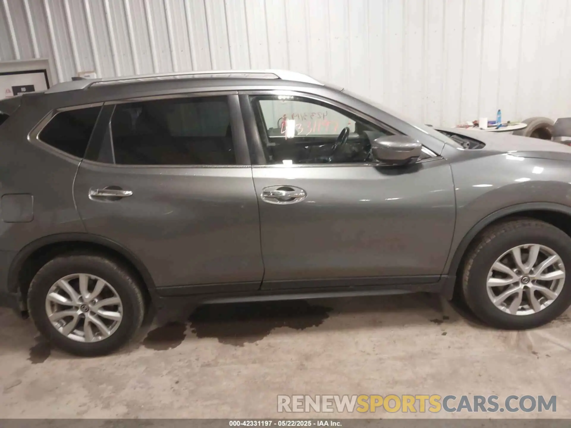 13 Photograph of a damaged car JN8AT2MV1KW376045 NISSAN ROGUE 2019