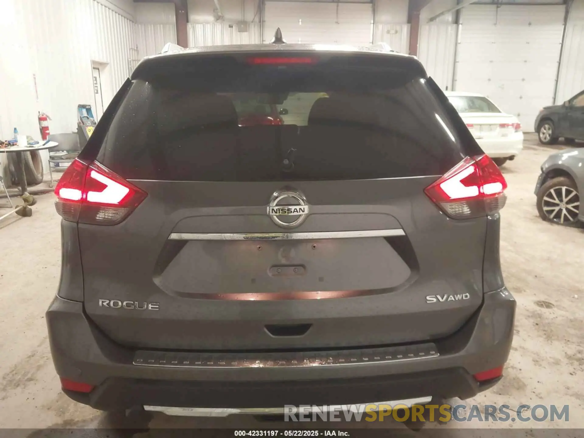 16 Photograph of a damaged car JN8AT2MV1KW376045 NISSAN ROGUE 2019