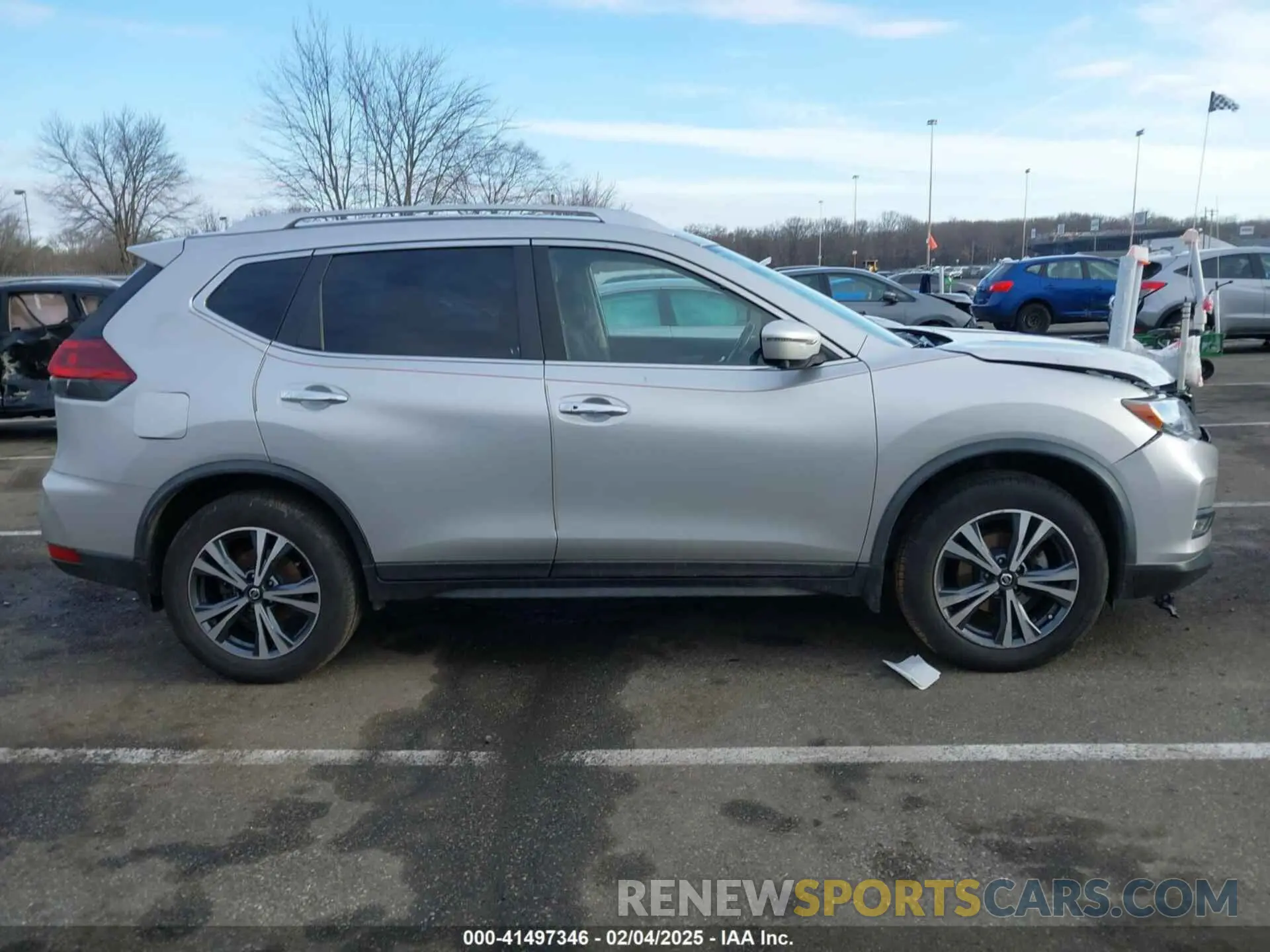 13 Photograph of a damaged car JN8AT2MV1KW379852 NISSAN ROGUE 2019