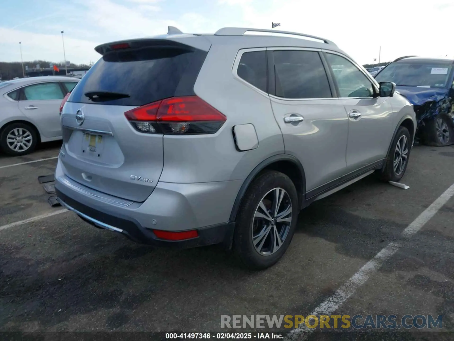 4 Photograph of a damaged car JN8AT2MV1KW379852 NISSAN ROGUE 2019