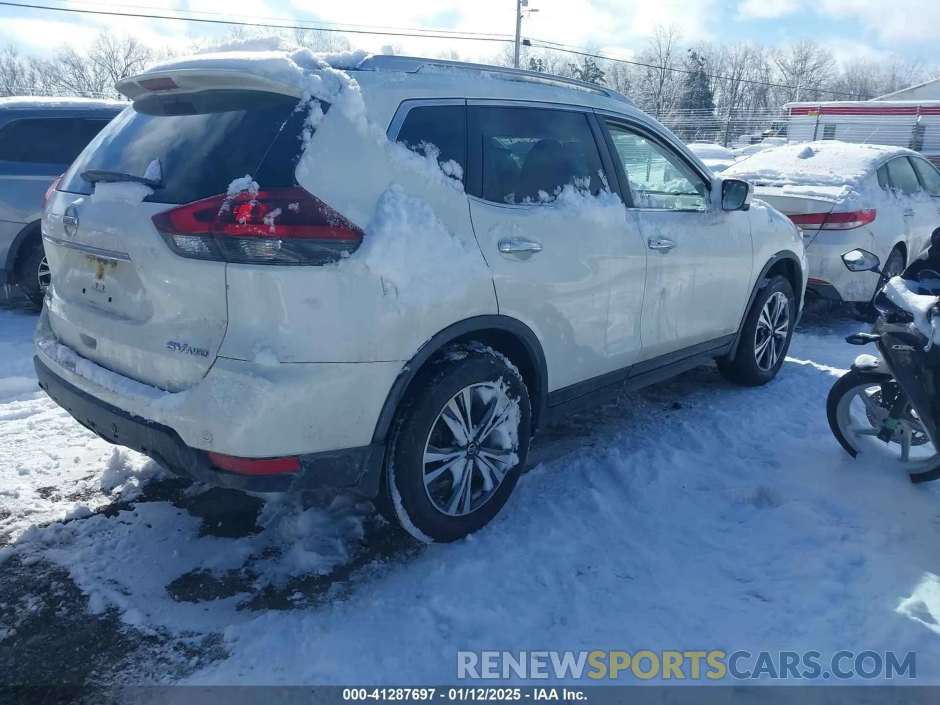4 Photograph of a damaged car JN8AT2MV1KW391418 NISSAN ROGUE 2019