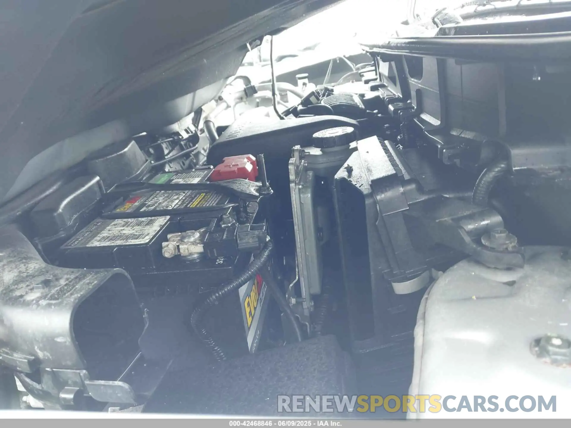 10 Photograph of a damaged car JN8AT2MV2KW373042 NISSAN ROGUE 2019