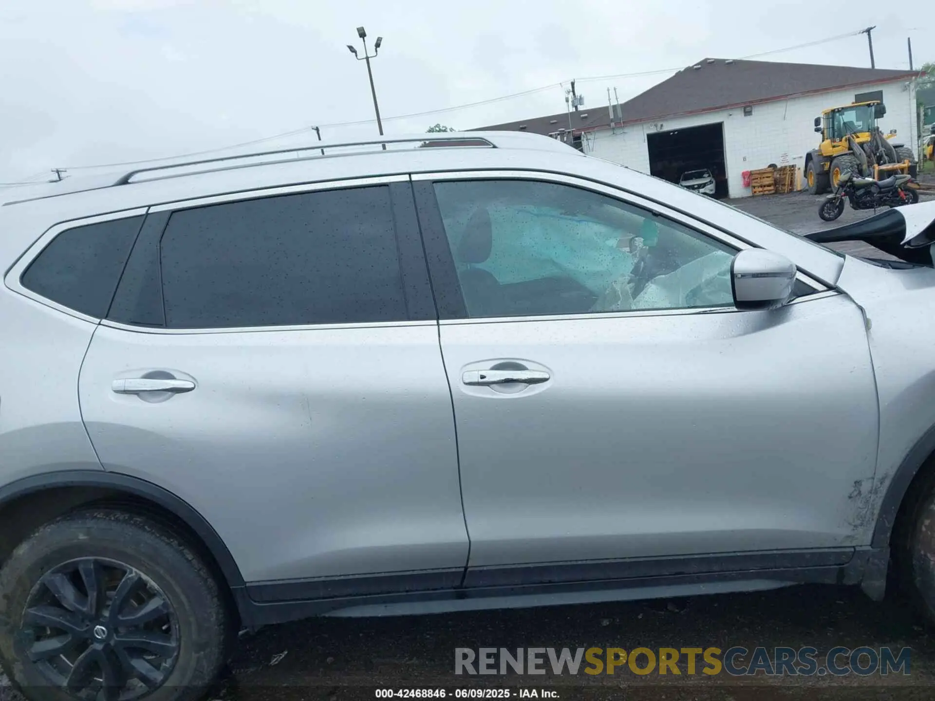 12 Photograph of a damaged car JN8AT2MV2KW373042 NISSAN ROGUE 2019