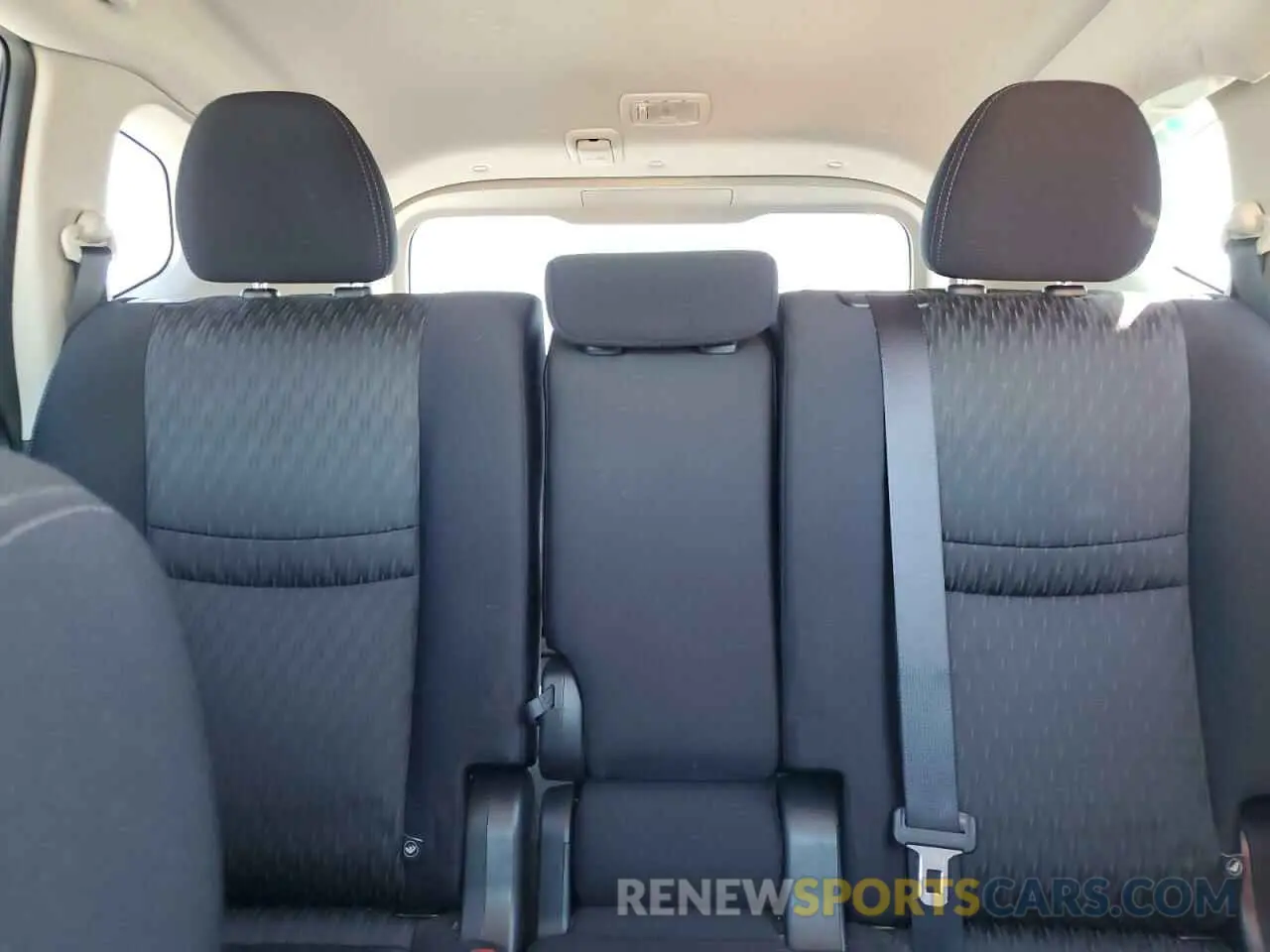 10 Photograph of a damaged car JN8AT2MV2KW395087 NISSAN ROGUE 2019