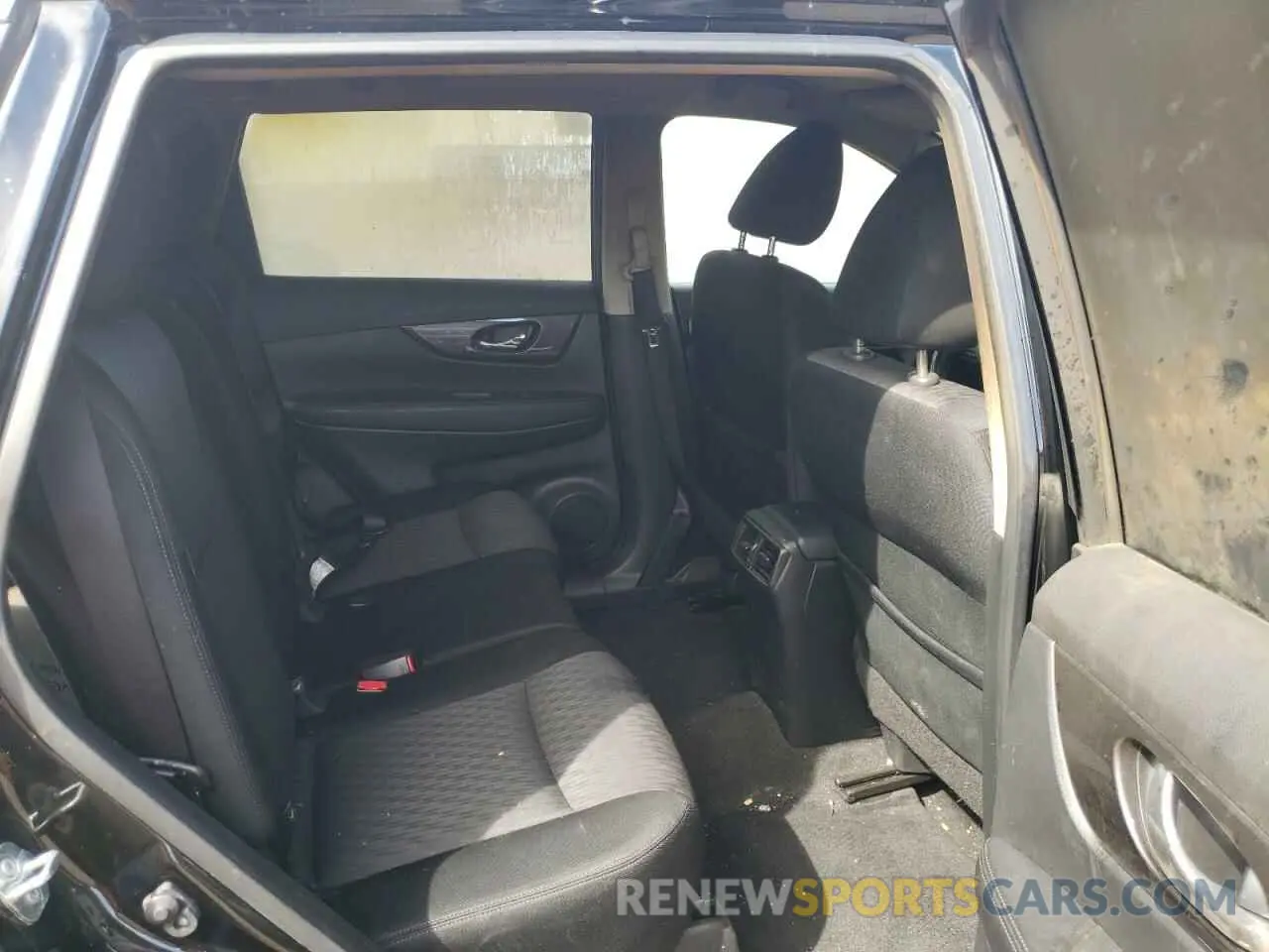 10 Photograph of a damaged car JN8AT2MV2KW395638 NISSAN ROGUE 2019