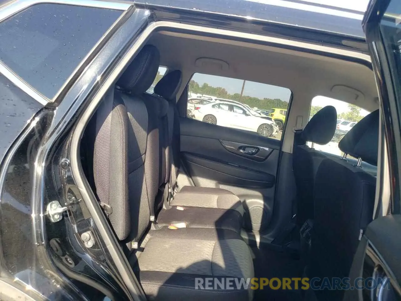 11 Photograph of a damaged car JN8AT2MV3KW375446 NISSAN ROGUE 2019