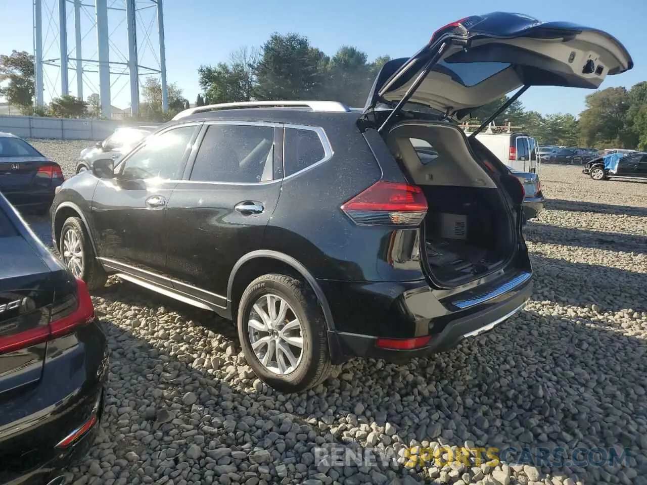 2 Photograph of a damaged car JN8AT2MV3KW375446 NISSAN ROGUE 2019