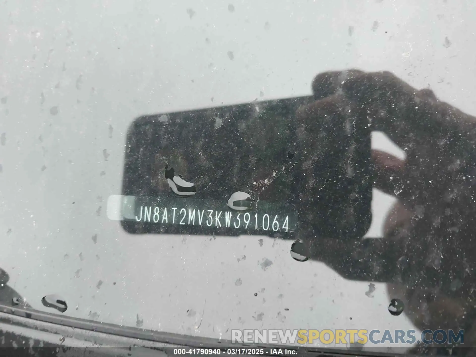 21 Photograph of a damaged car JN8AT2MV3KW391064 NISSAN ROGUE 2019