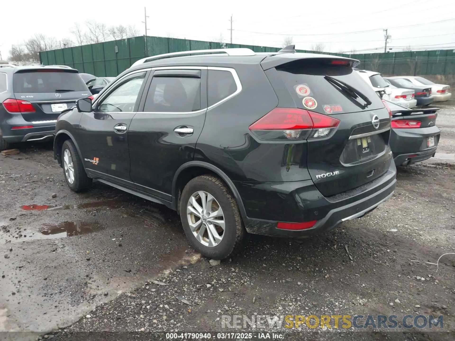 3 Photograph of a damaged car JN8AT2MV3KW391064 NISSAN ROGUE 2019