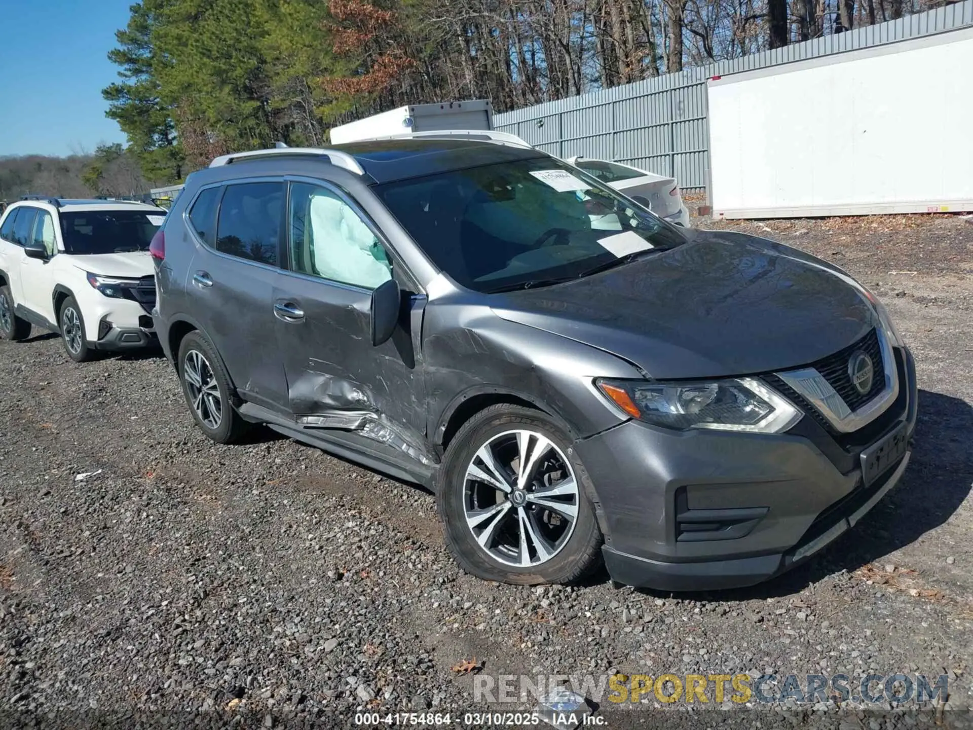 1 Photograph of a damaged car JN8AT2MV3KW392103 NISSAN ROGUE 2019