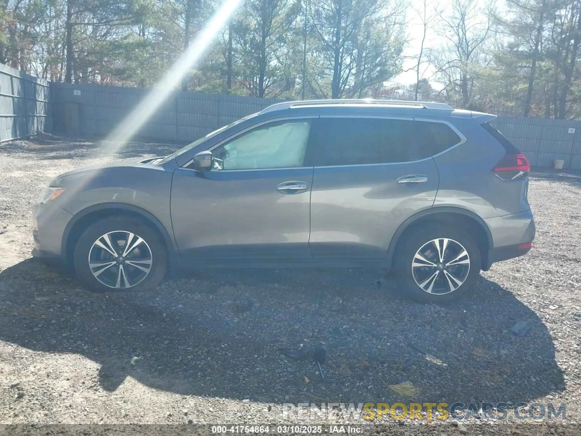 14 Photograph of a damaged car JN8AT2MV3KW392103 NISSAN ROGUE 2019