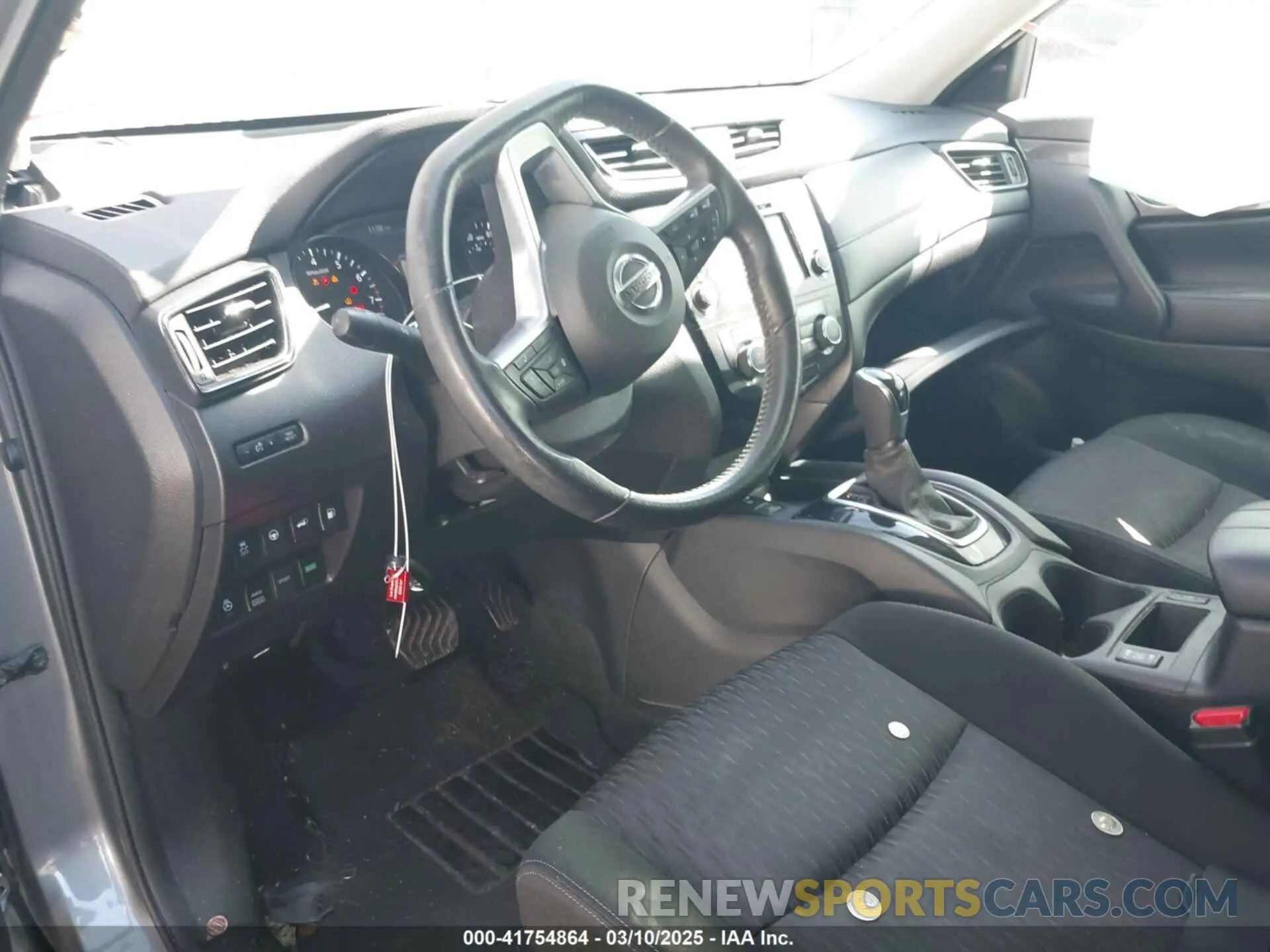 5 Photograph of a damaged car JN8AT2MV3KW392103 NISSAN ROGUE 2019