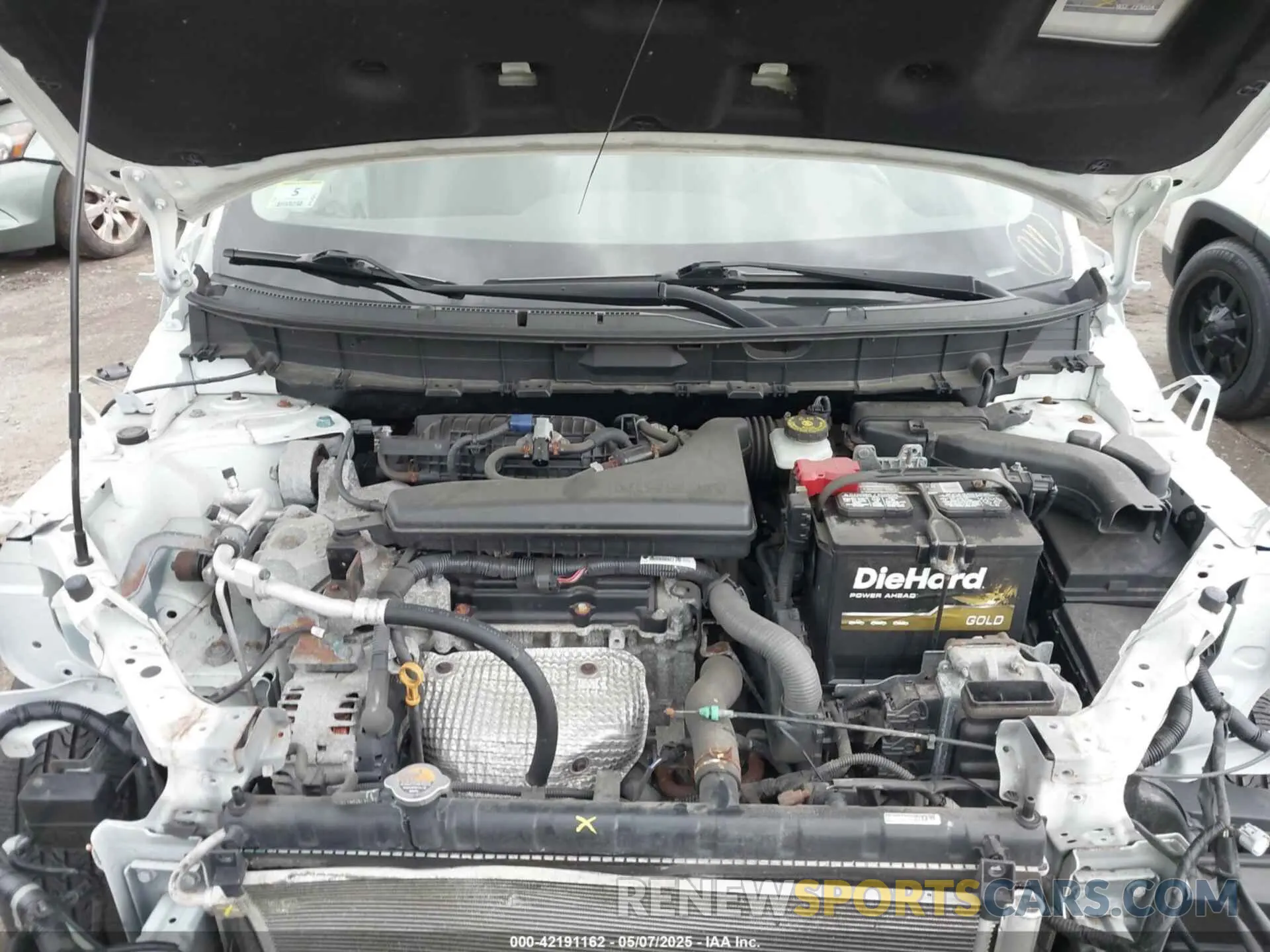 10 Photograph of a damaged car JN8AT2MV4KW372524 NISSAN ROGUE 2019