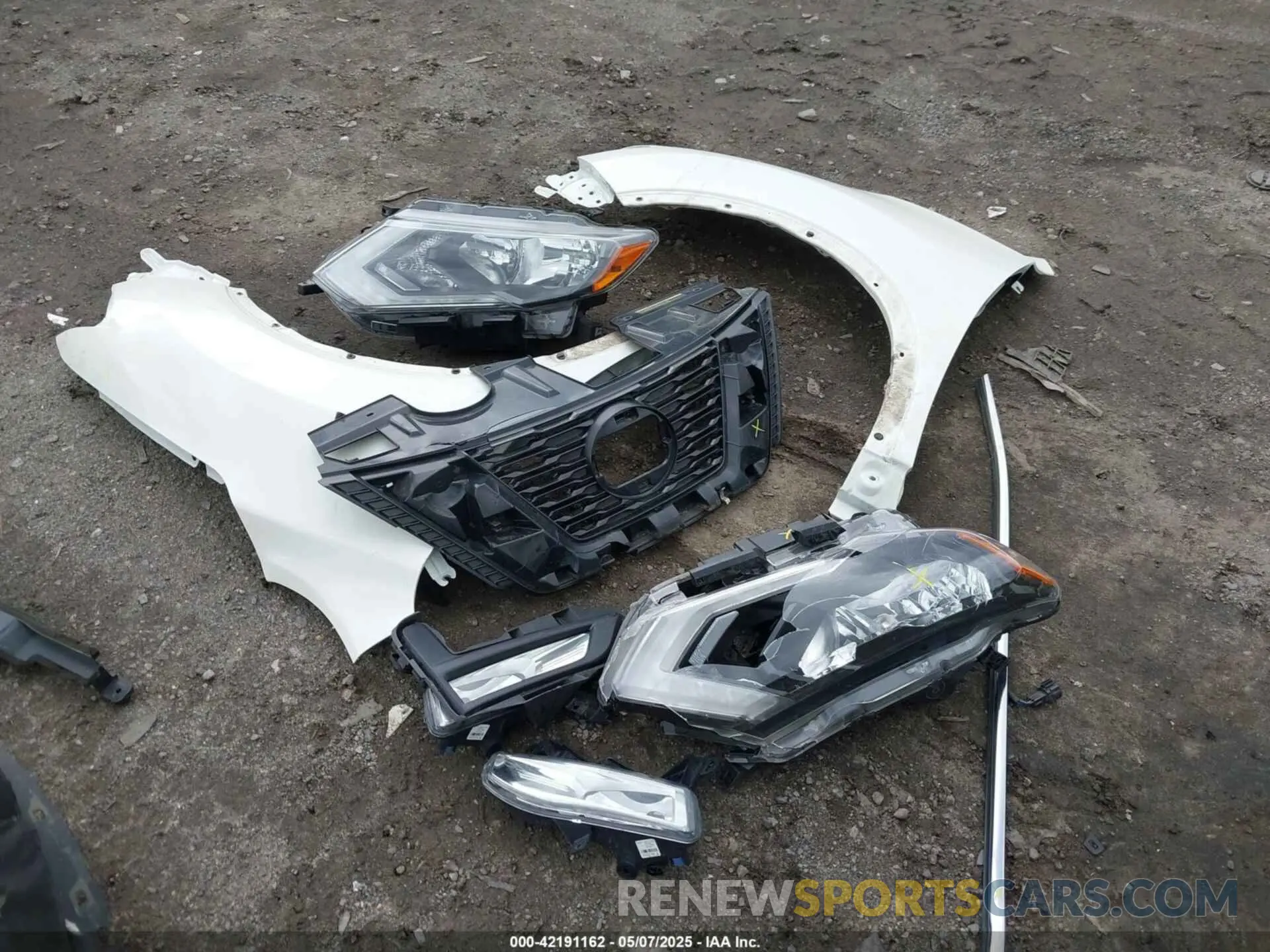 12 Photograph of a damaged car JN8AT2MV4KW372524 NISSAN ROGUE 2019
