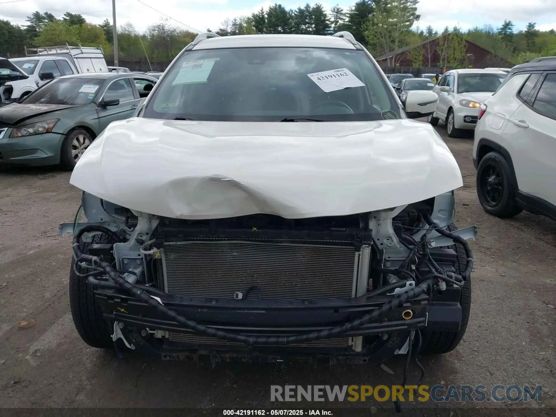 13 Photograph of a damaged car JN8AT2MV4KW372524 NISSAN ROGUE 2019