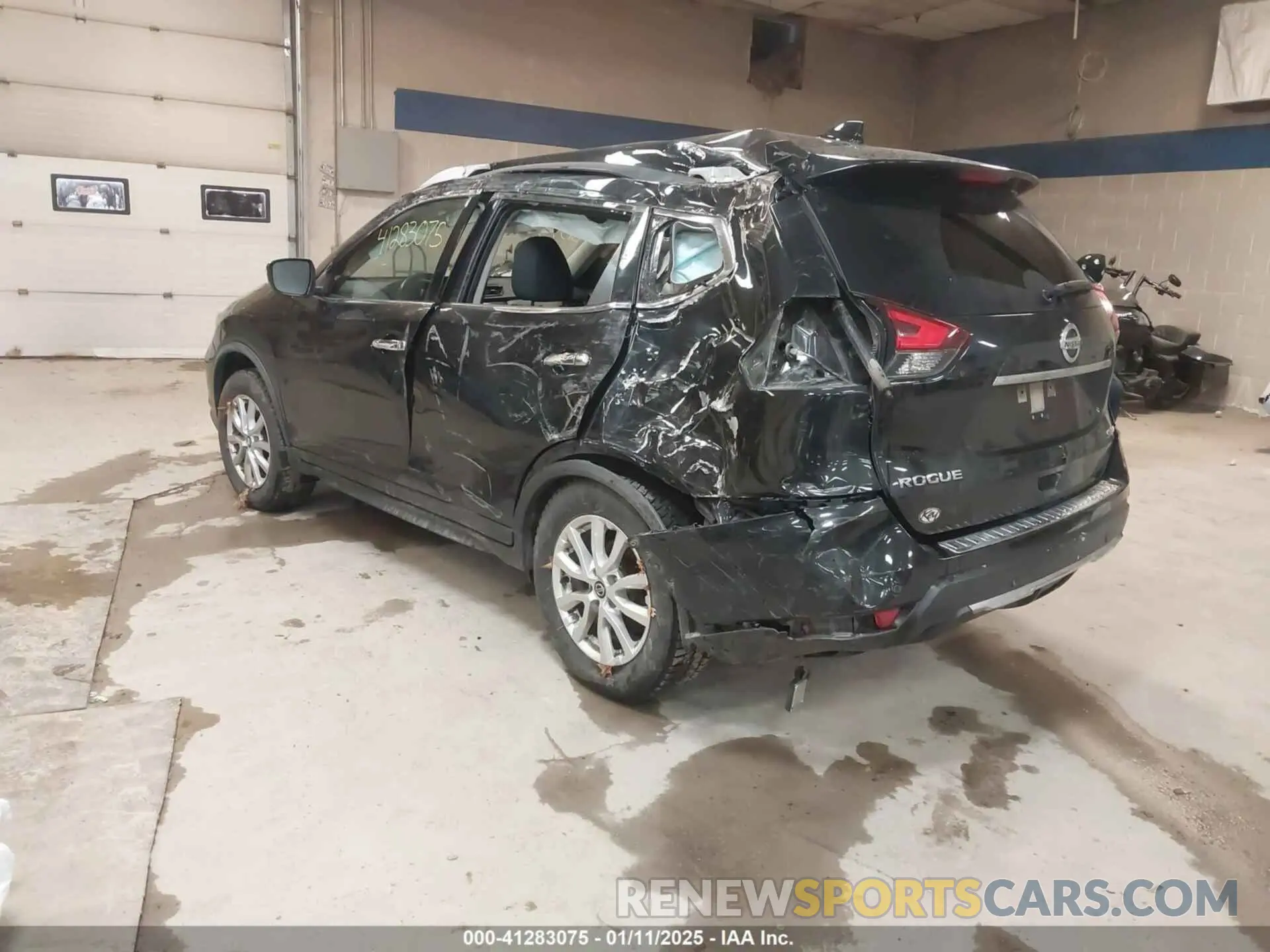 3 Photograph of a damaged car JN8AT2MV4KW379098 NISSAN ROGUE 2019