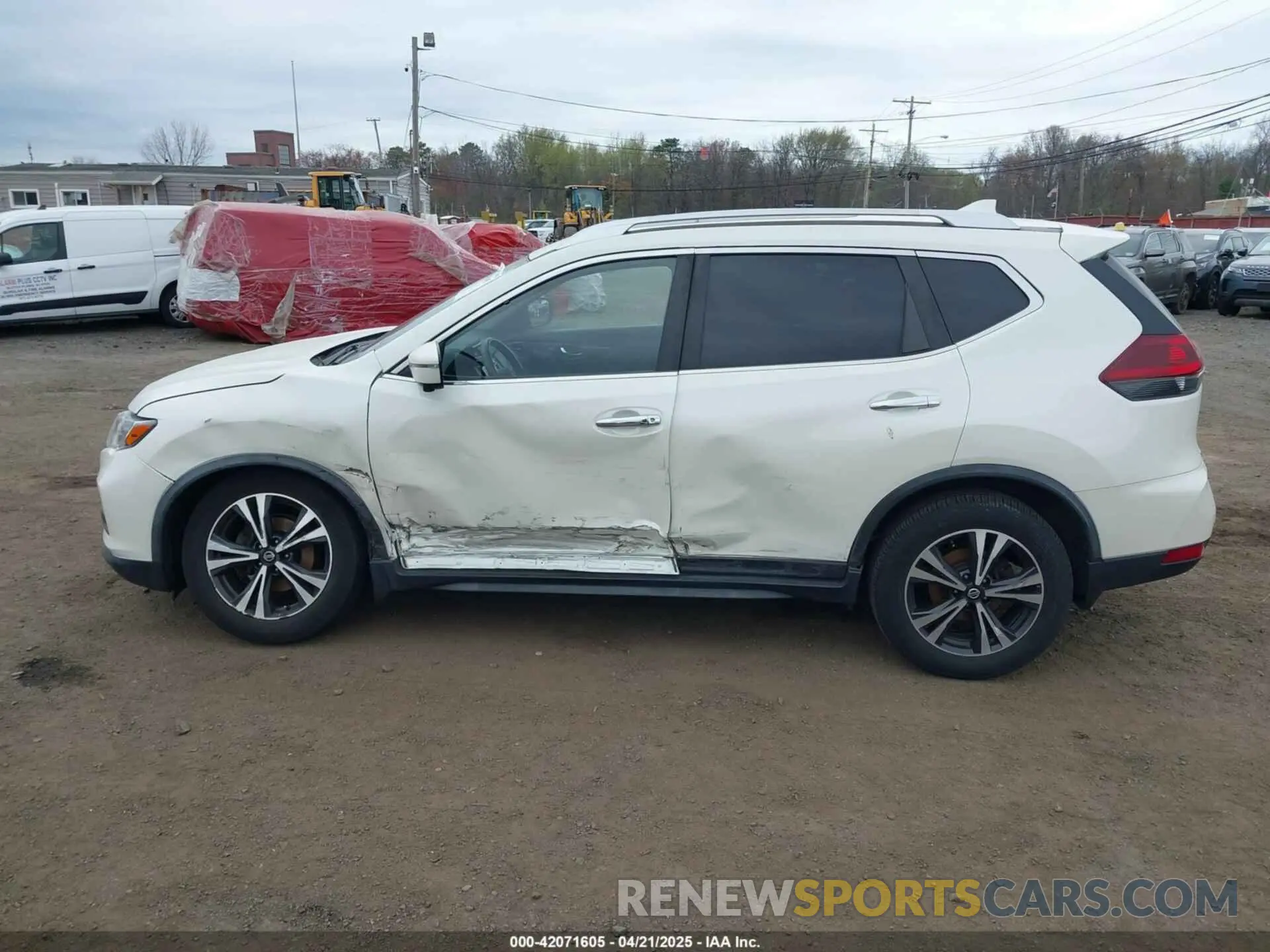 14 Photograph of a damaged car JN8AT2MV4KW380395 NISSAN ROGUE 2019
