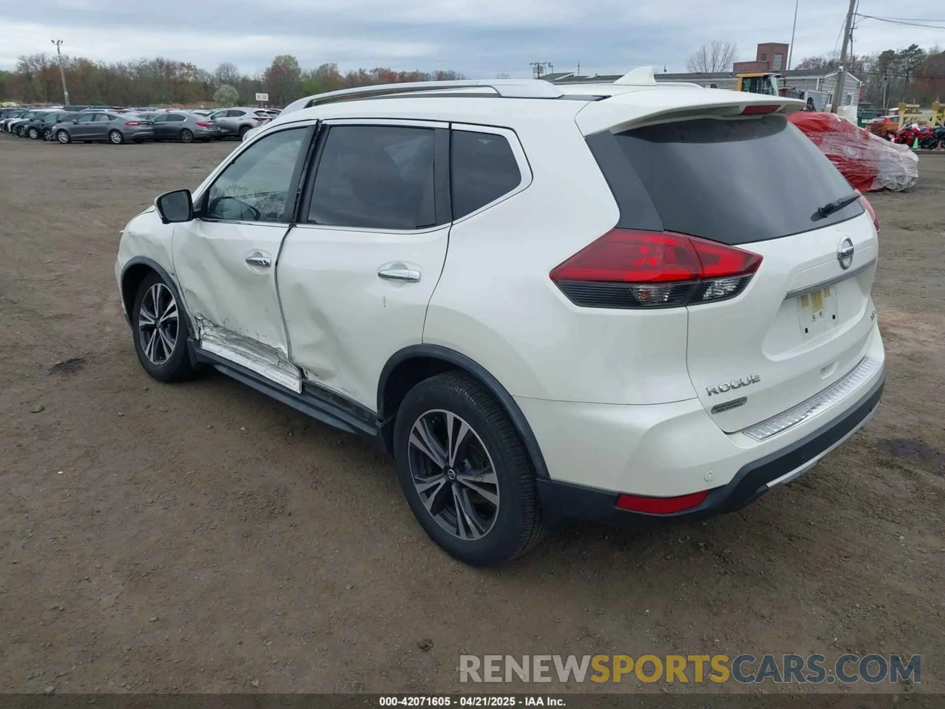 3 Photograph of a damaged car JN8AT2MV4KW380395 NISSAN ROGUE 2019